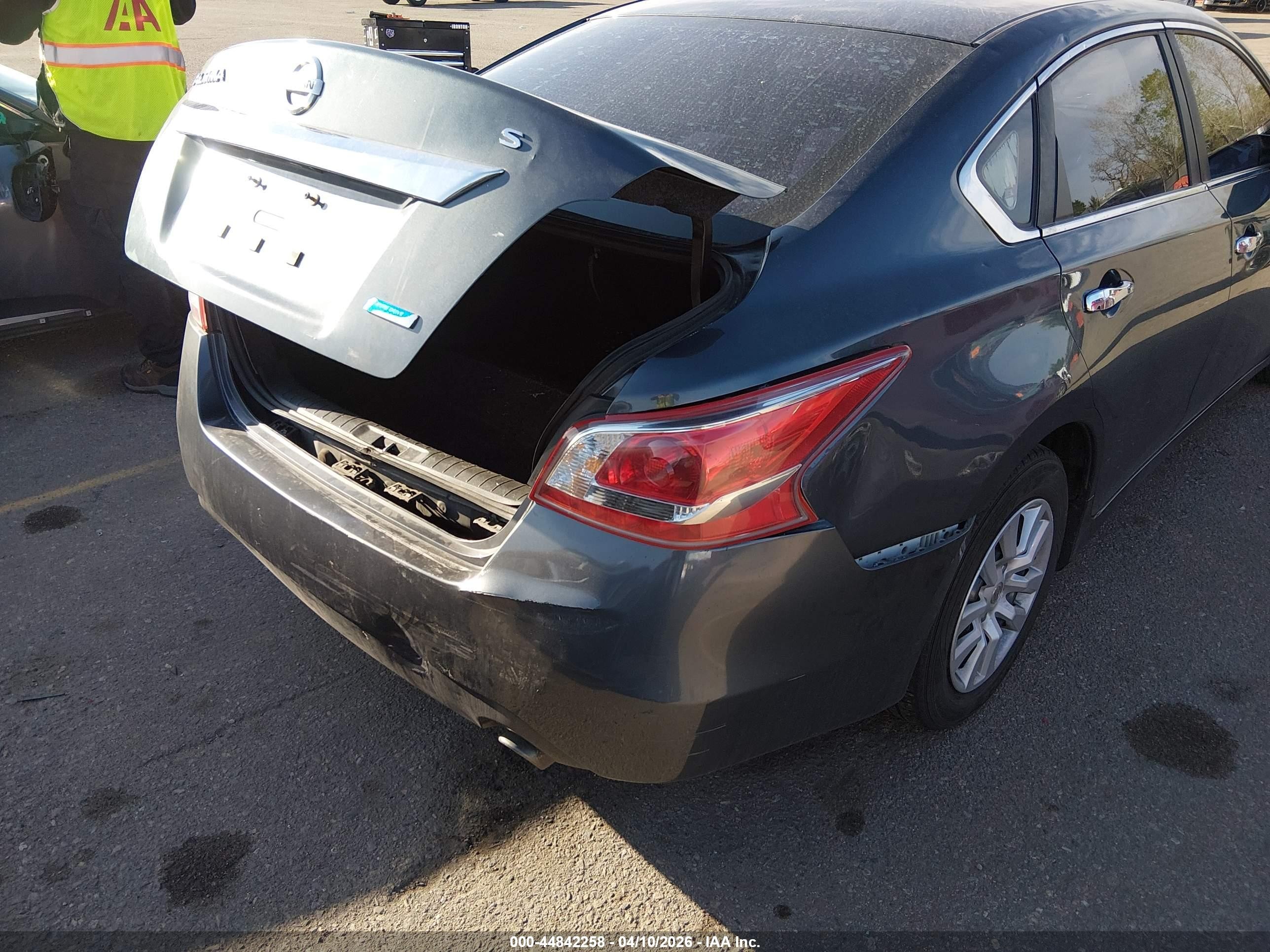2013 Nissan Altima 2.5 S Gray vin: 1N4AL3AP2DC203426