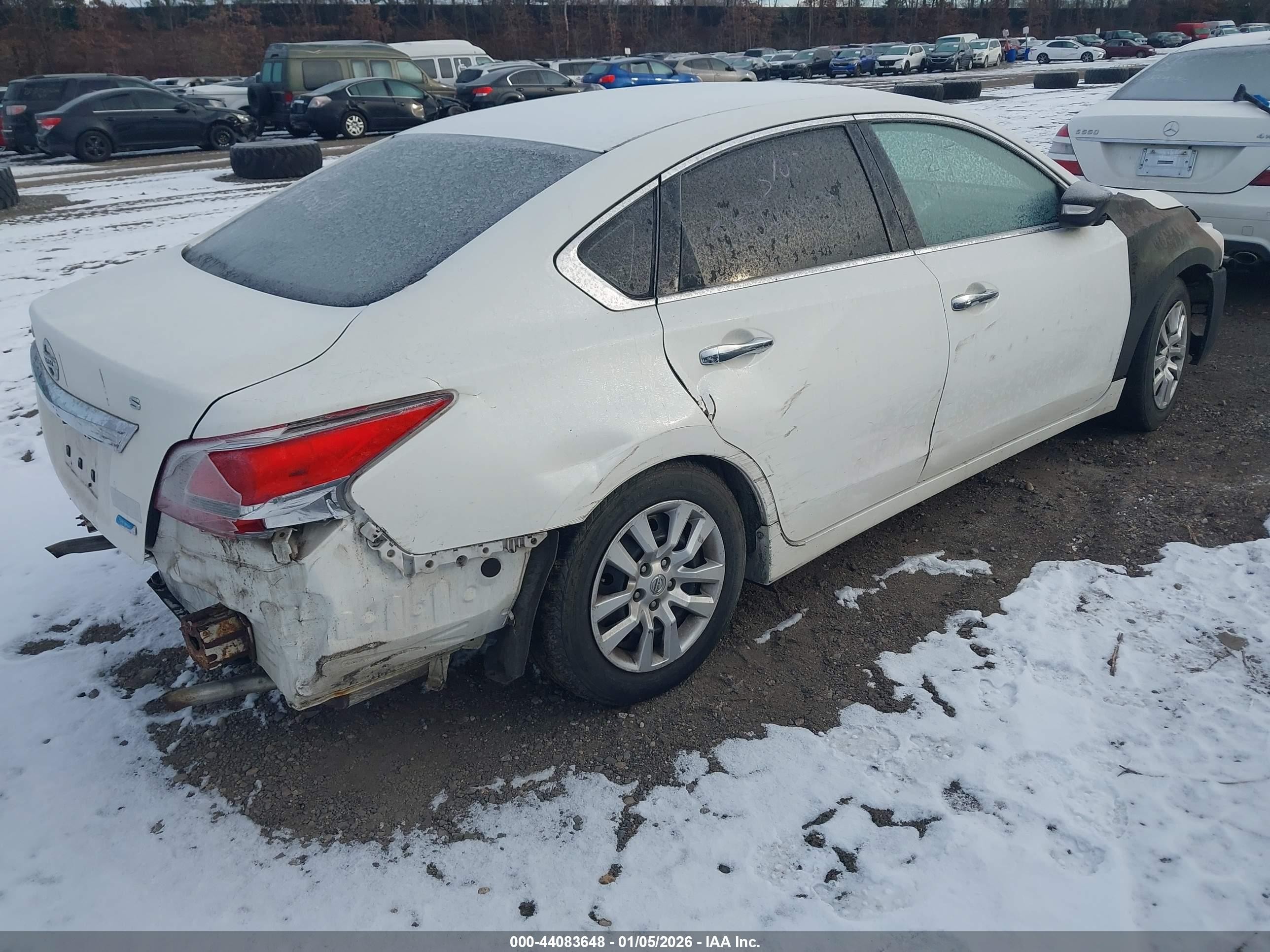 2013 Nissan Altima 2.5 S White vin: 1N4AL3AP2DC203894