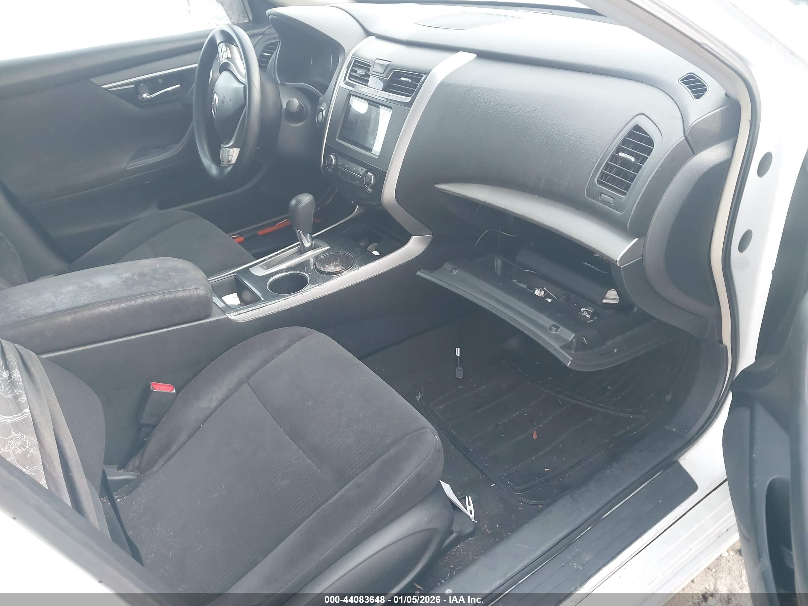 2013 Nissan Altima 2.5 S White vin: 1N4AL3AP2DC203894