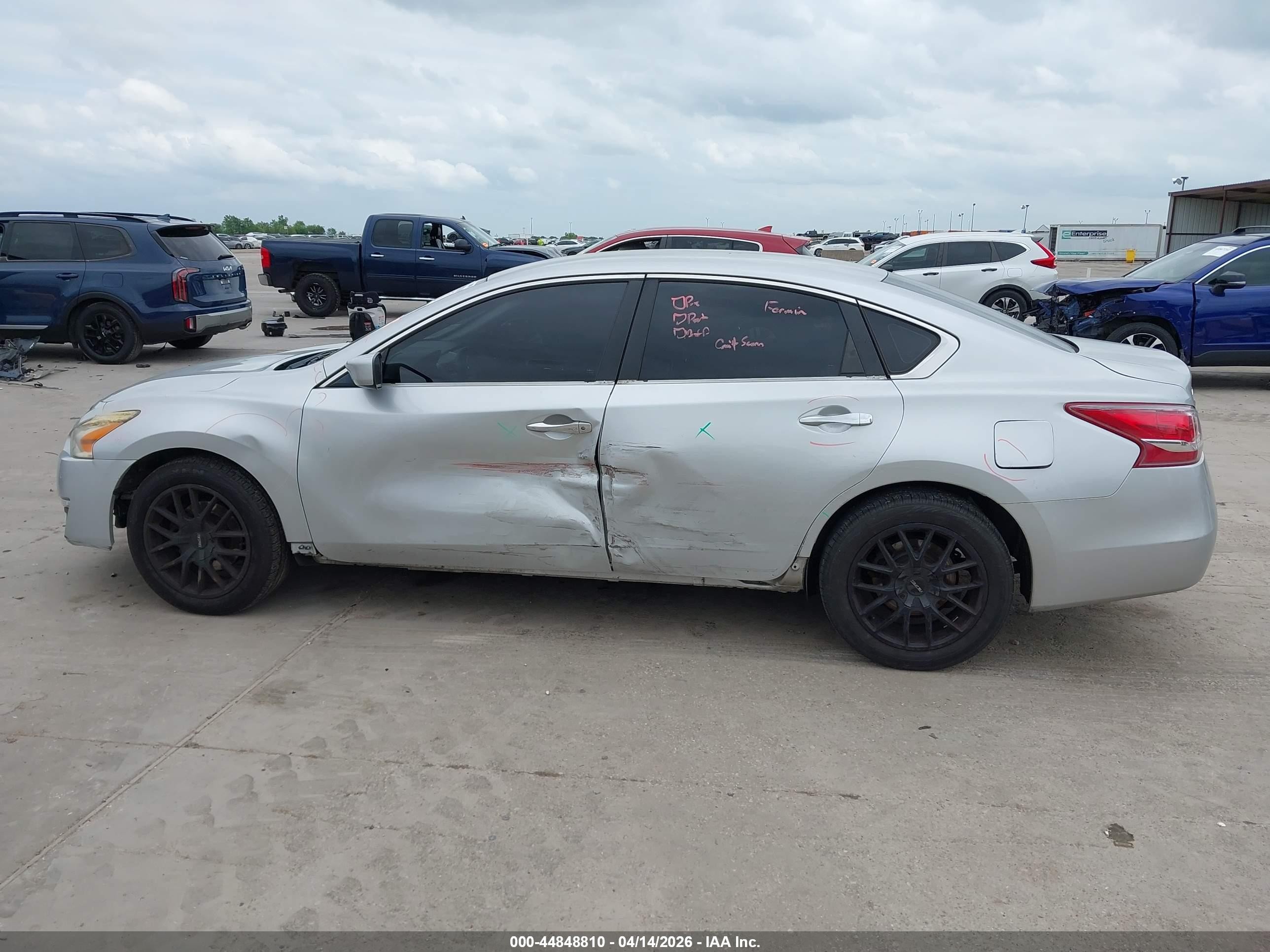 2013 Nissan Altima 2.5 S Silver vin: 1N4AL3AP2DC206293
