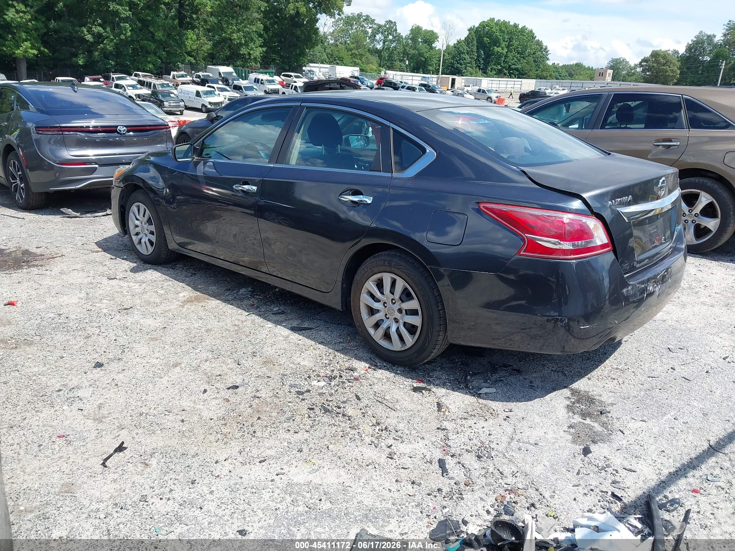 2013 Nissan Altima 2.5 S Black vin: 1N4AL3AP2DC225250