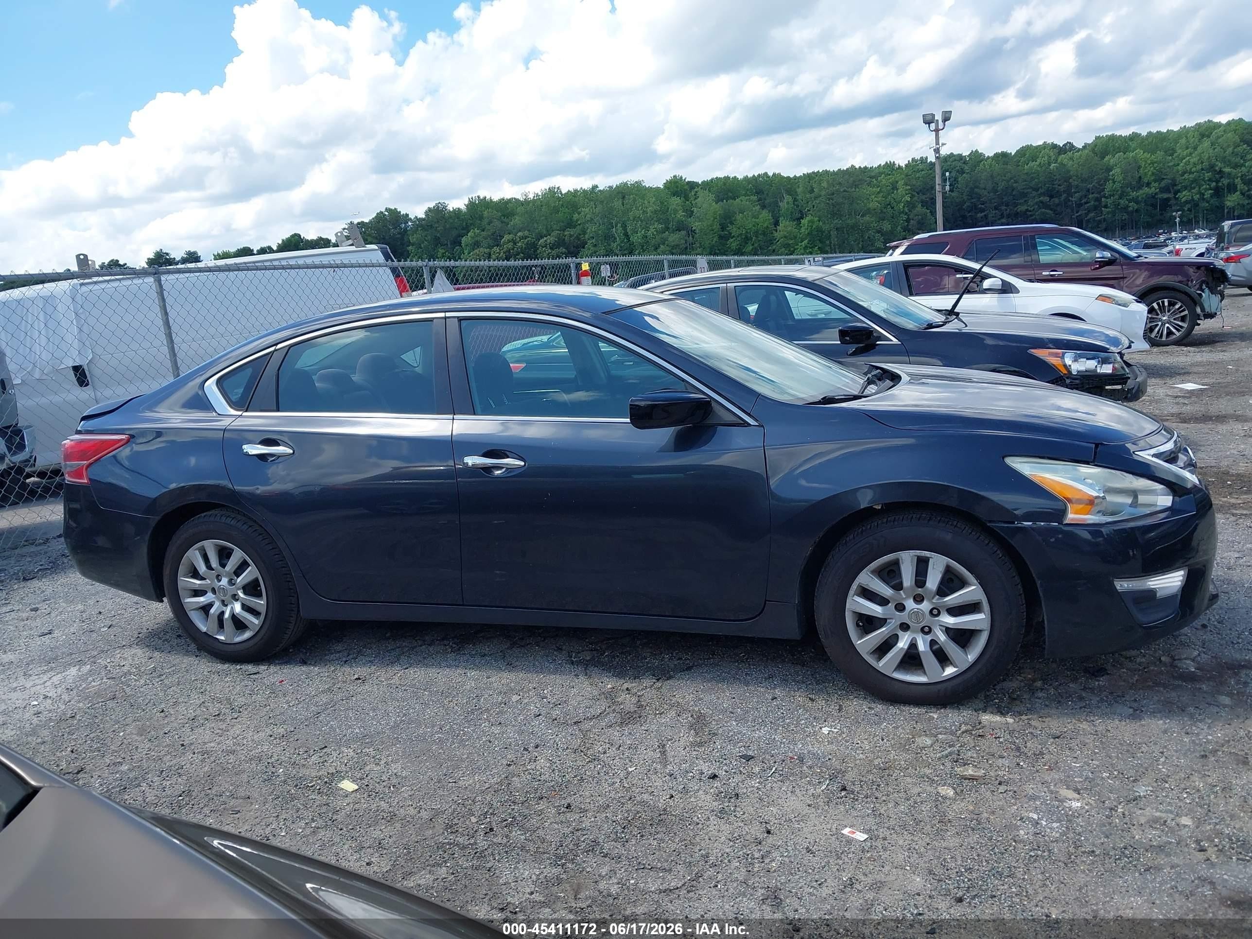 2013 Nissan Altima 2.5 S Black vin: 1N4AL3AP2DC225250
