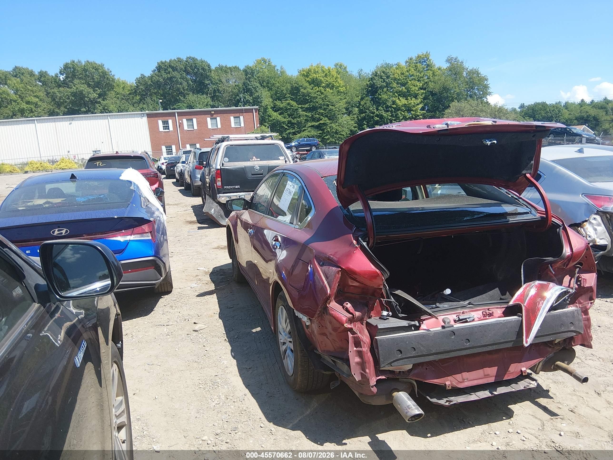 2013 Nissan Altima 2.5 S Red vin: 1N4AL3AP2DC240864