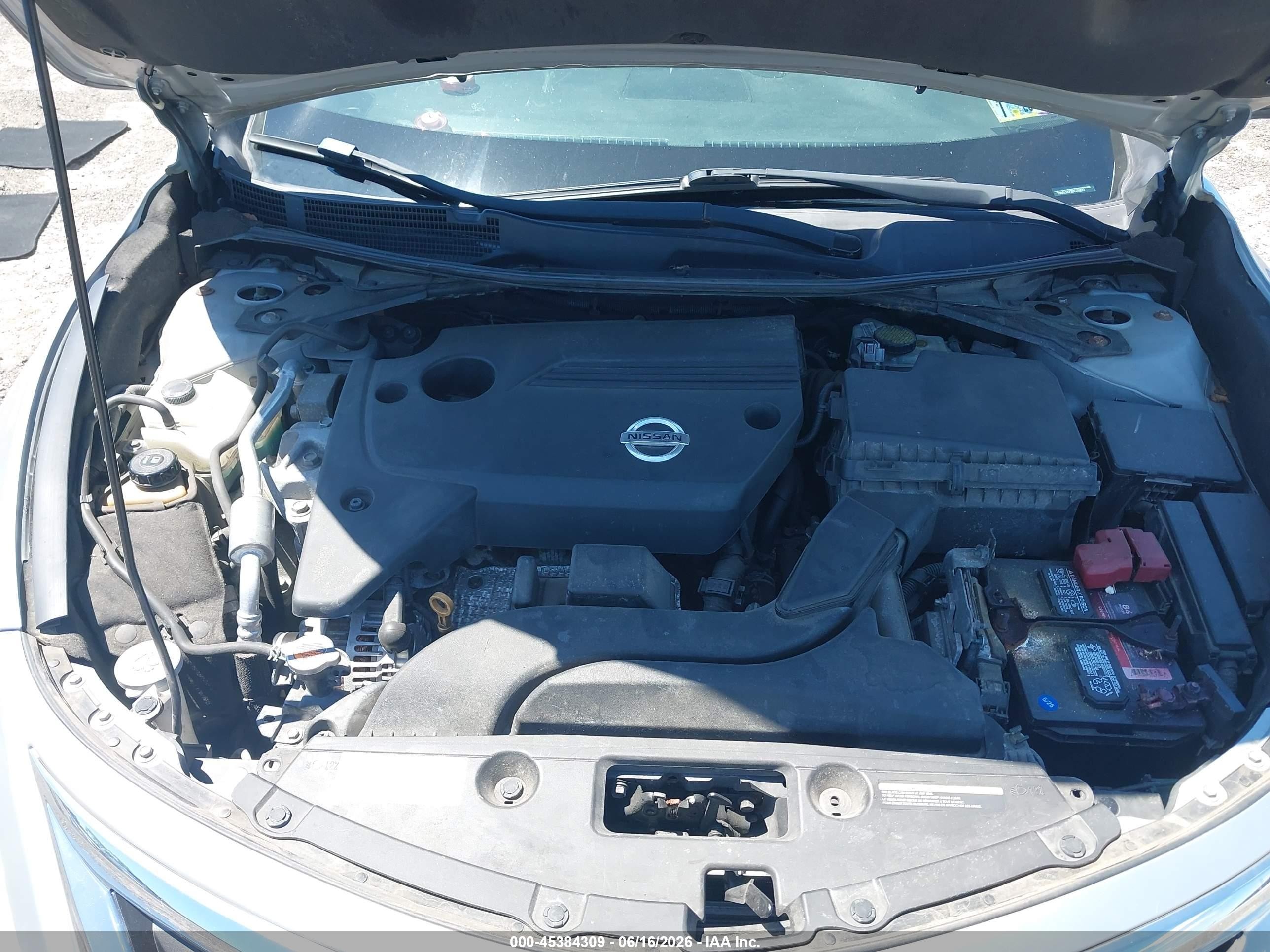 2013 Nissan Altima 2.5 S Silver vin: 1N4AL3AP2DC246583