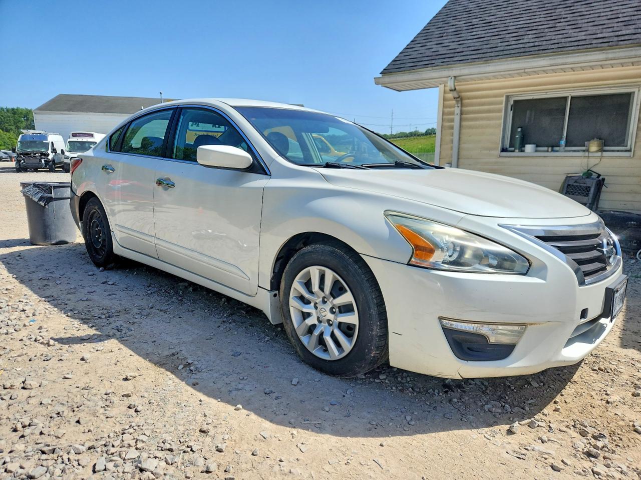 2013 Nissan Altima 2.5 S White vin: 1N4AL3AP2DC269149