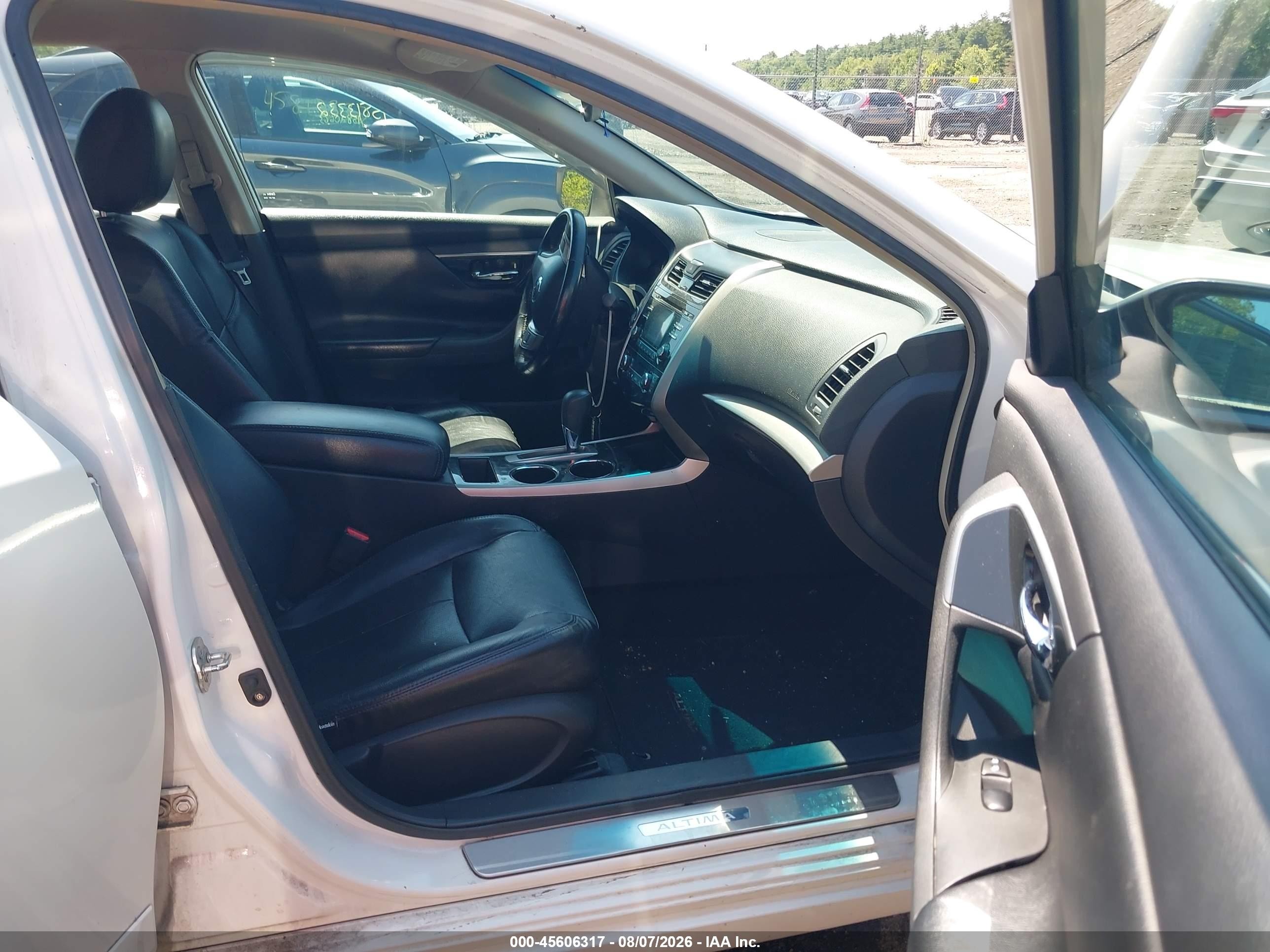 2013 Nissan Altima 2.5 Sv White vin: 1N4AL3AP2DC274996