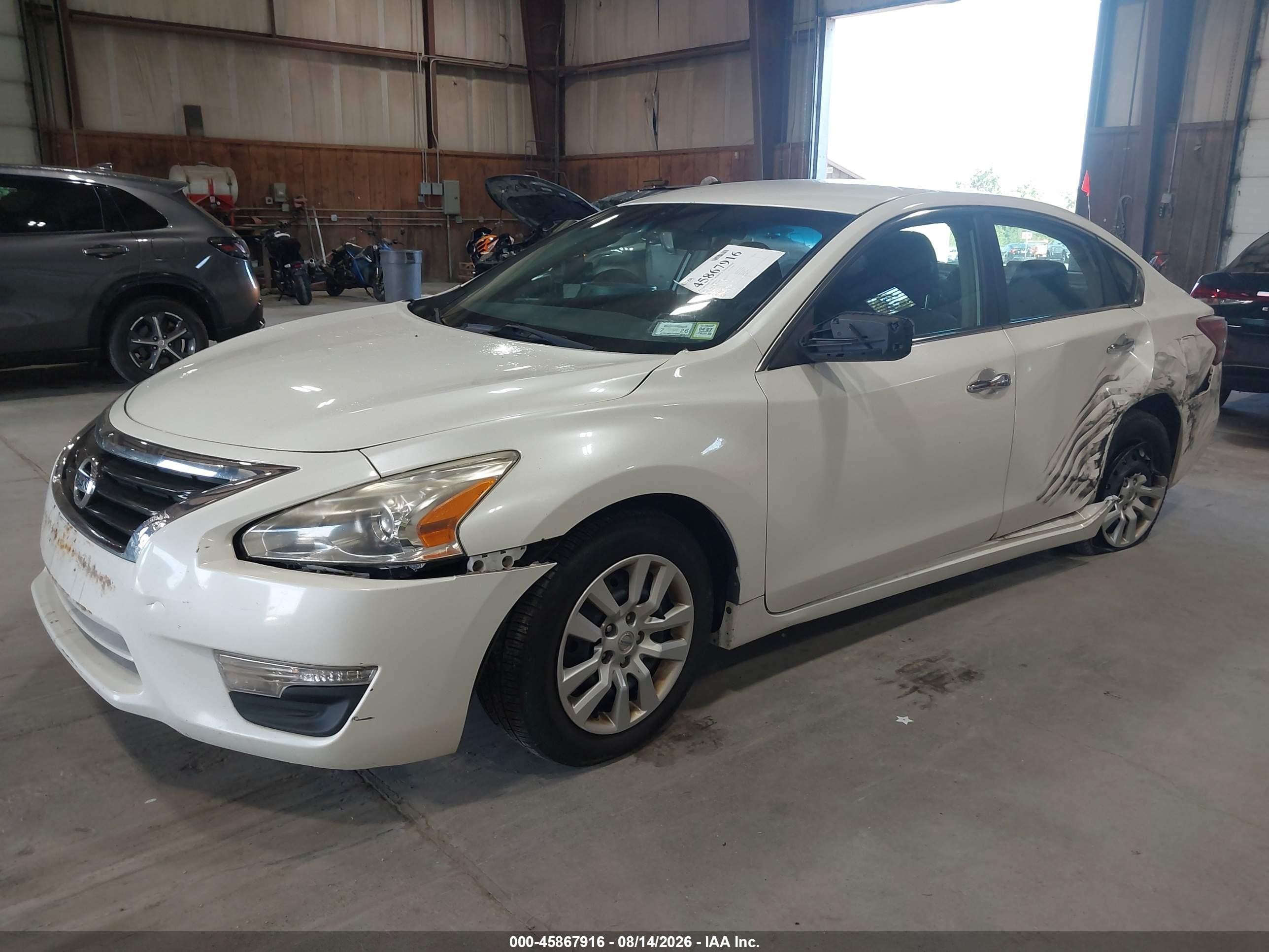 2013 Nissan Altima 2.5 S White vin: 1N4AL3AP2DC278417