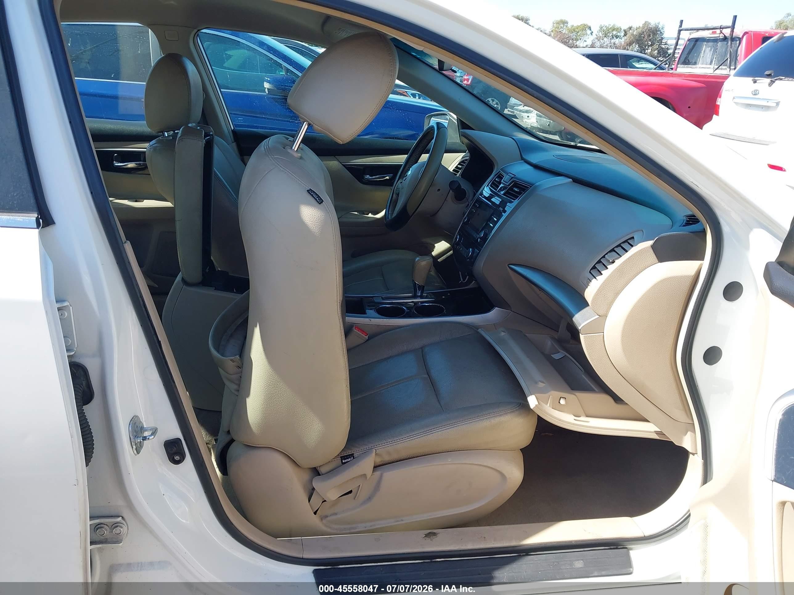 2013 Nissan Altima 2.5 Sv Белый vin: 1N4AL3AP2DC286291