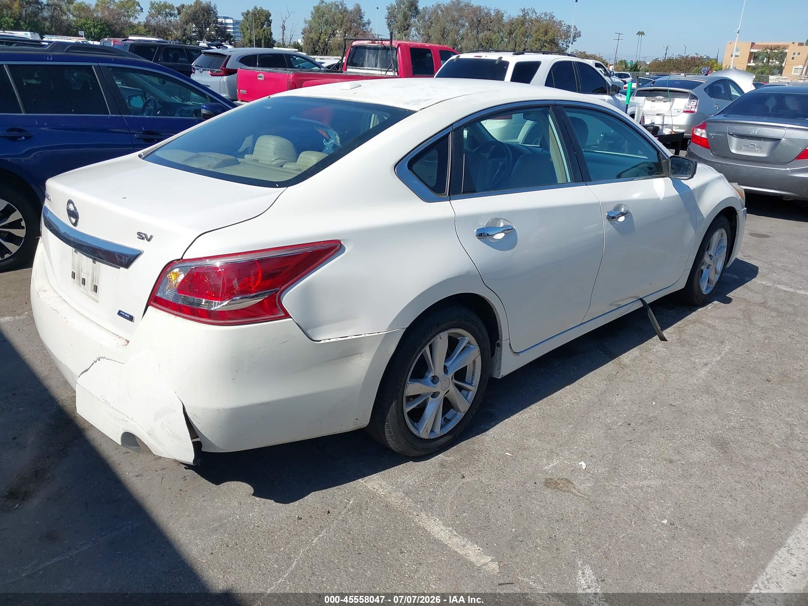 2013 Nissan Altima 2.5 Sv Белый vin: 1N4AL3AP2DC286291