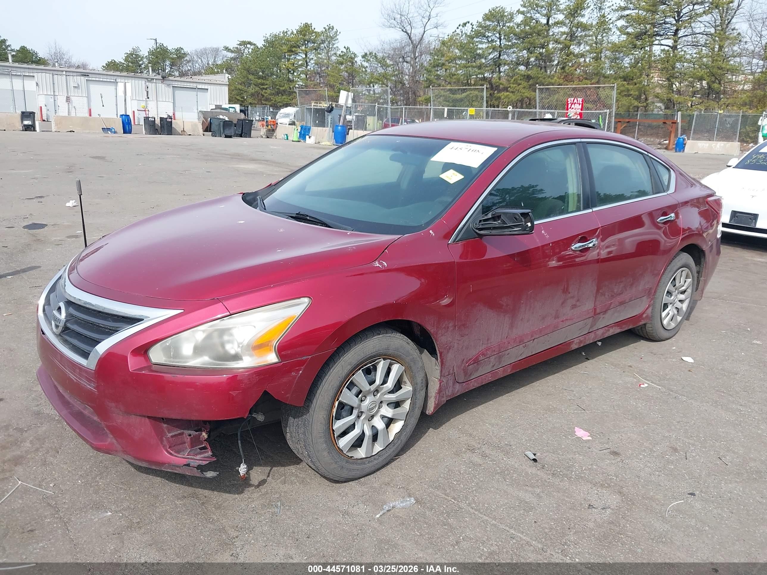 2013 Nissan Altima 2.5 S Red vin: 1N4AL3AP2DC290471