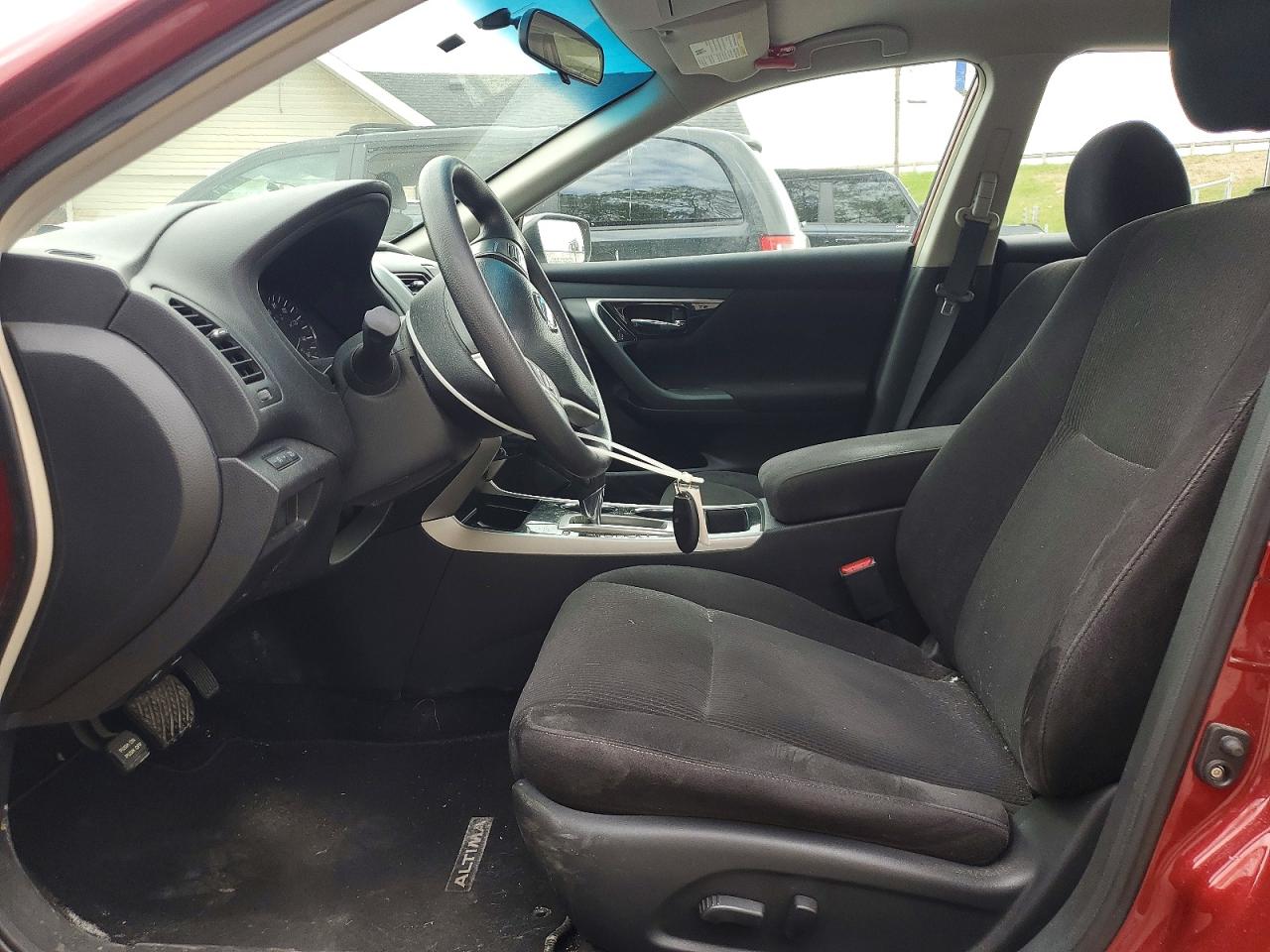 2013 Nissan Altima 2.5 S Red vin: 1N4AL3AP2DC293919