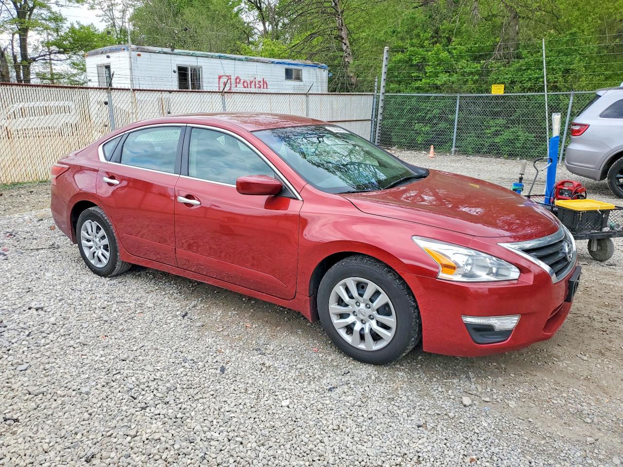 2013 Nissan Altima 2.5 S Red vin: 1N4AL3AP2DC293919