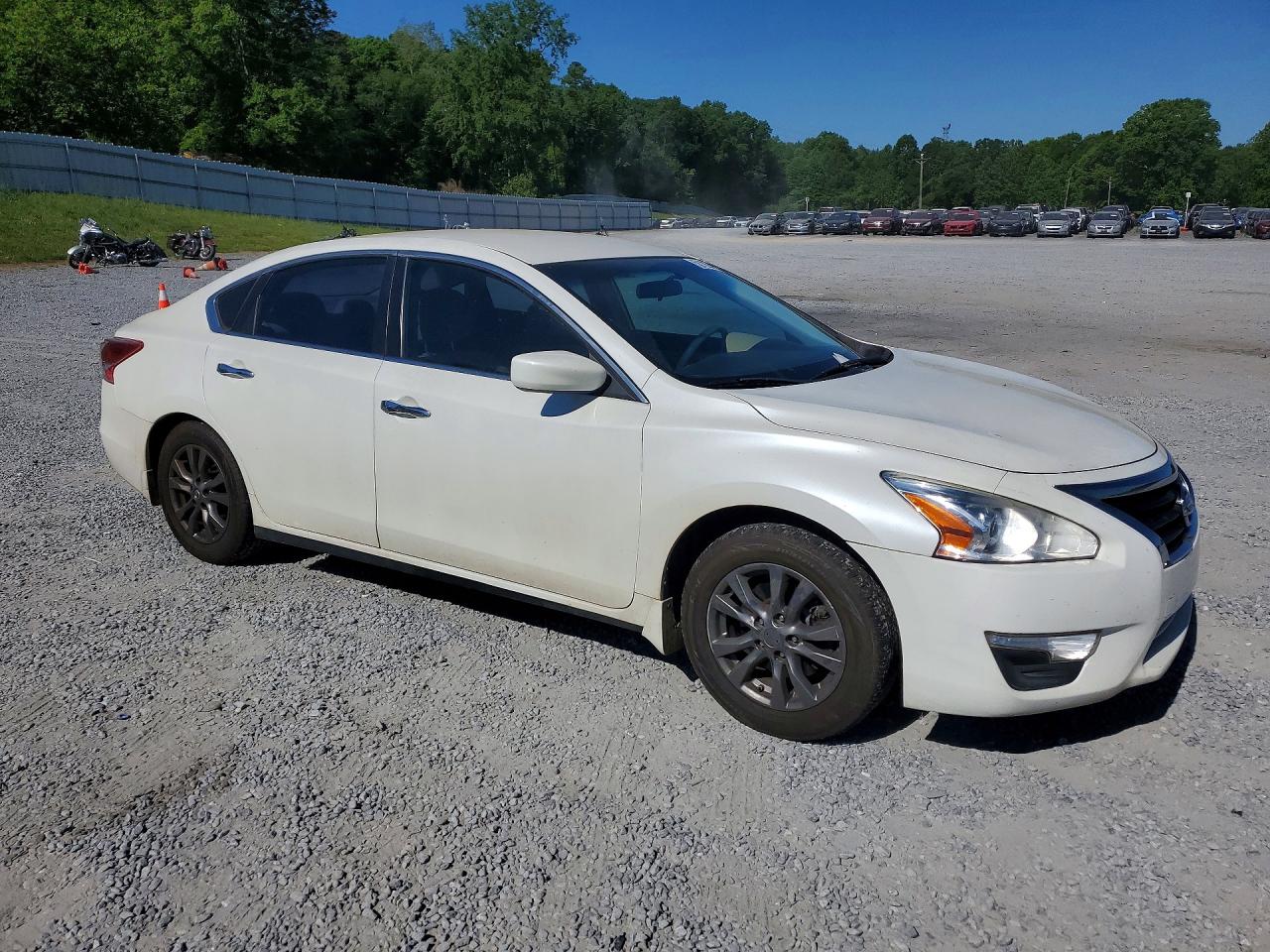 2013 Nissan Altima 2.5 White vin: 1N4AL3AP2DC294360