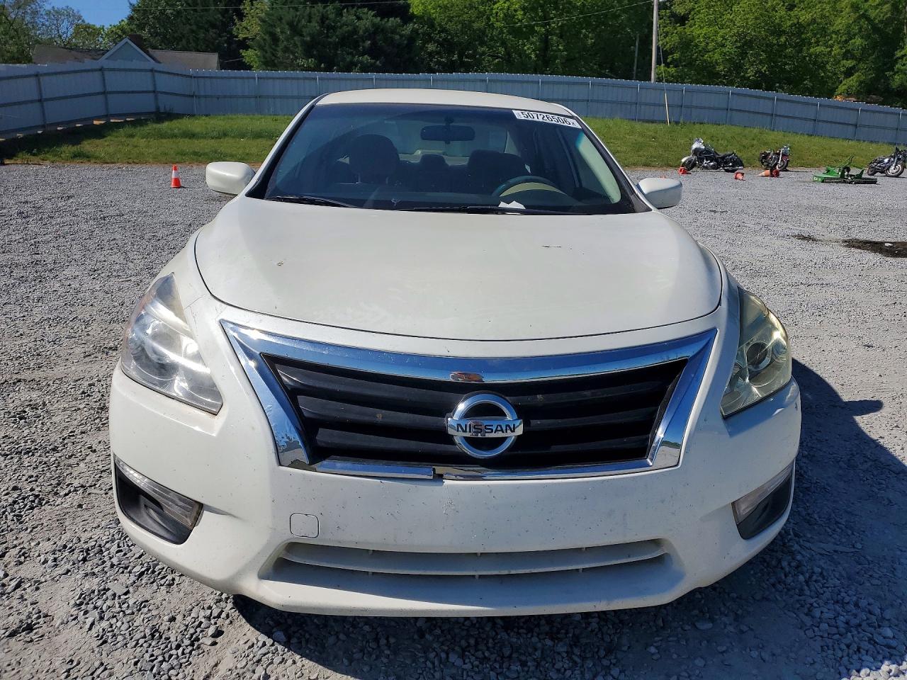 2013 Nissan Altima 2.5 White vin: 1N4AL3AP2DC294360