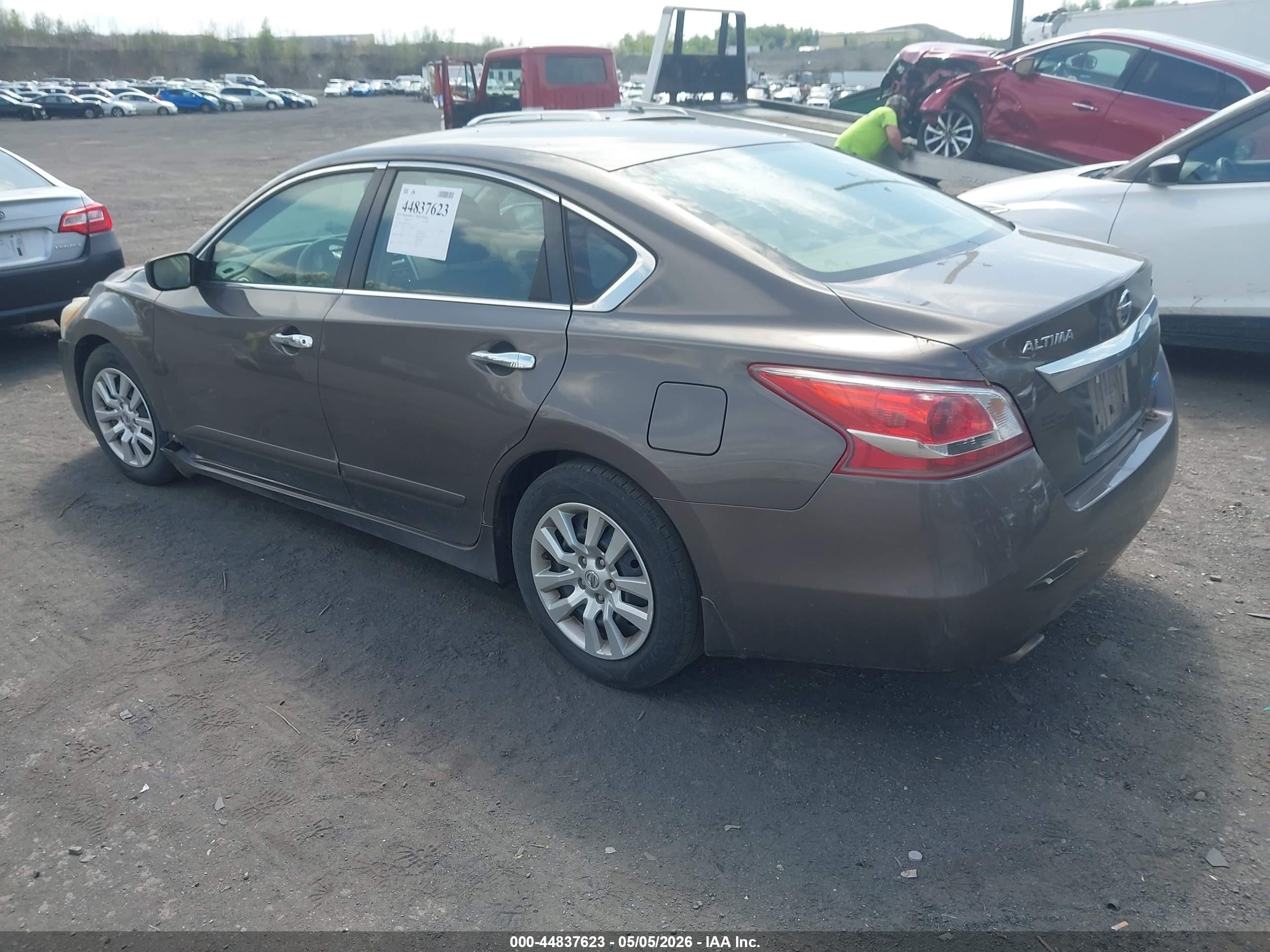 2013 Nissan Altima 2.5 S Tan vin: 1N4AL3AP2DC915144
