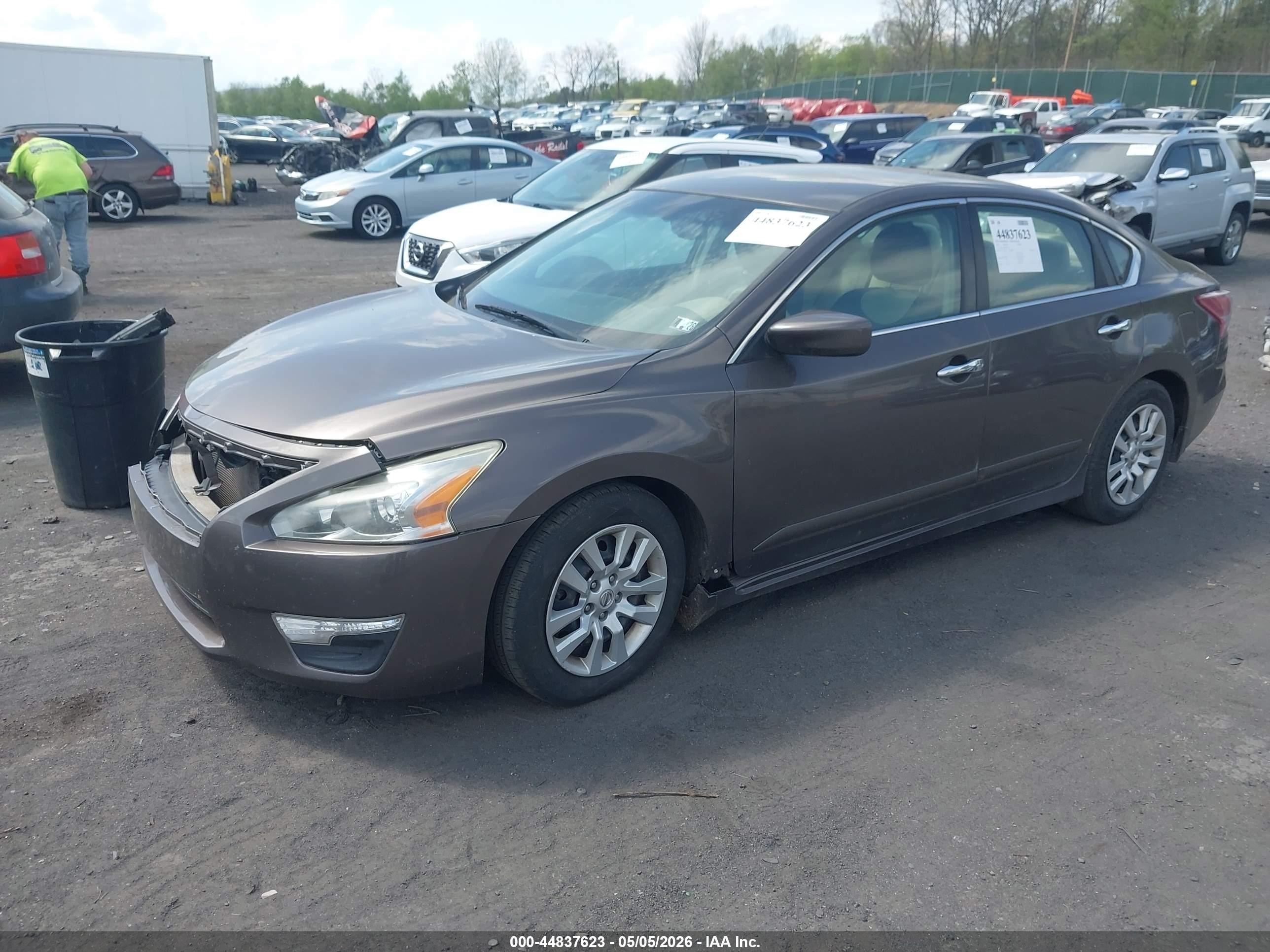 2013 Nissan Altima 2.5 S Tan vin: 1N4AL3AP2DC915144