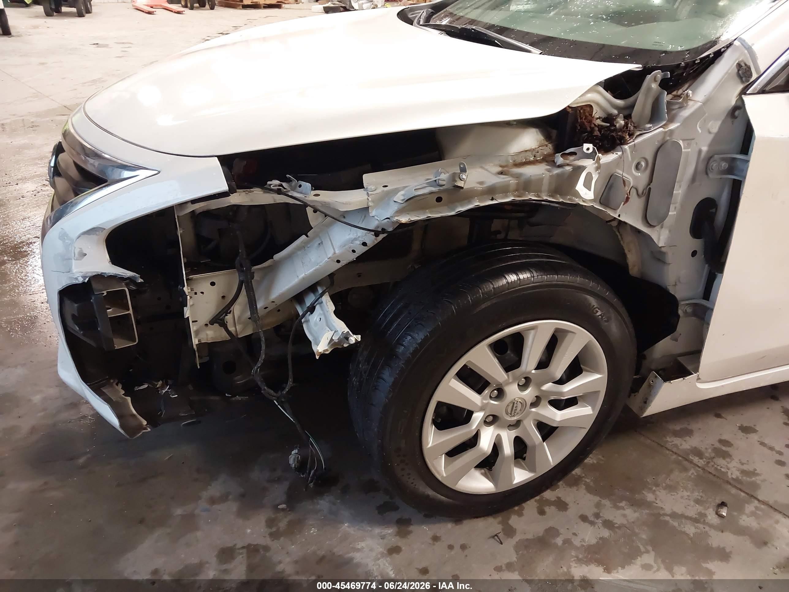 2013 Nissan Altima 2.5 S White vin: 1N4AL3AP2DC922742