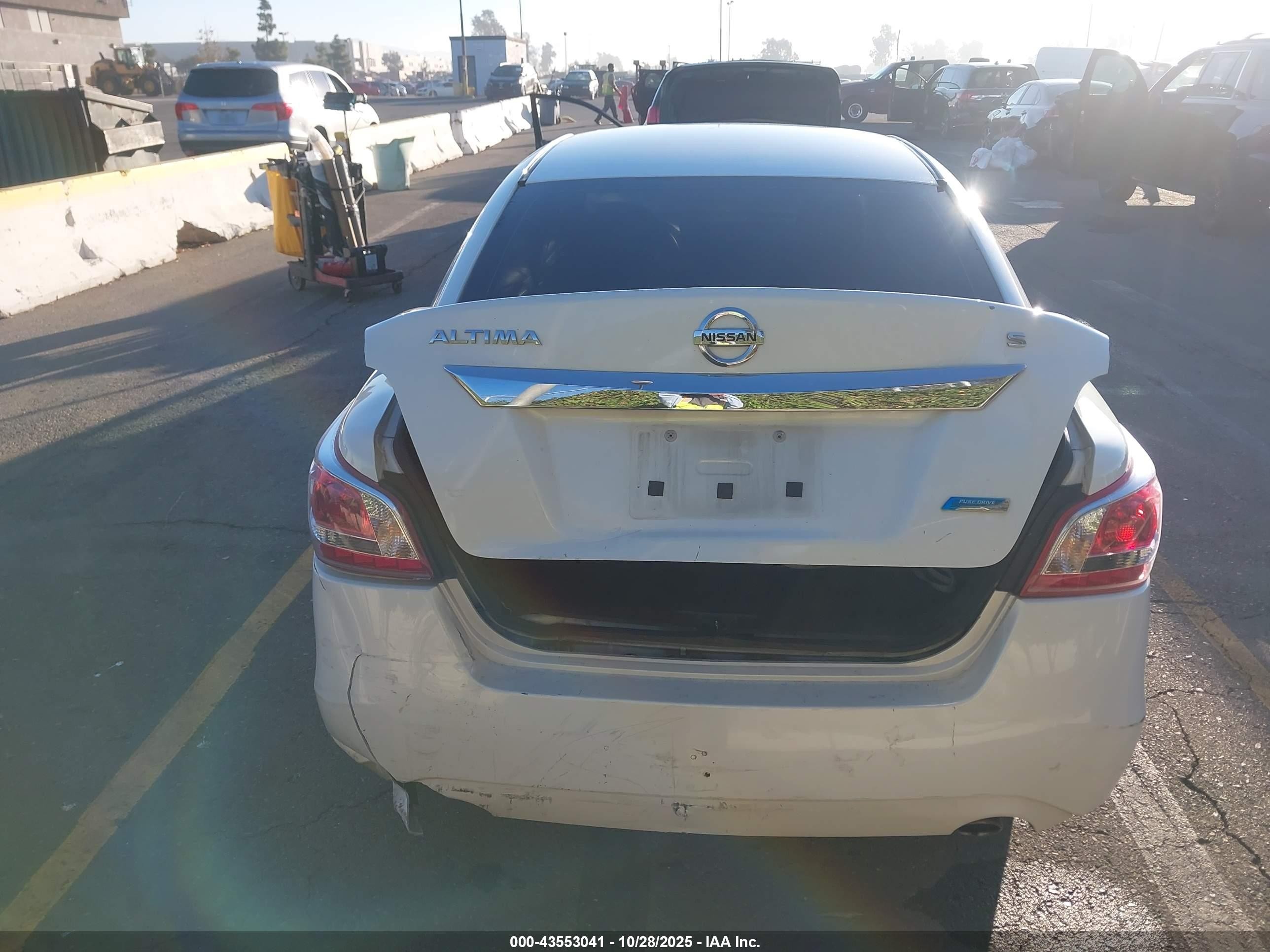 2013 Nissan Altima 2.5 S White vin: 1N4AL3AP2DN420169