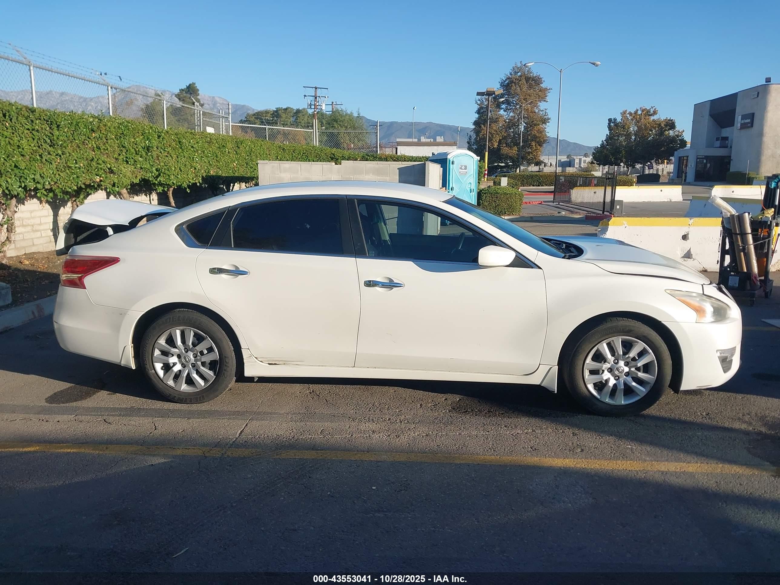2013 Nissan Altima 2.5 S White vin: 1N4AL3AP2DN420169
