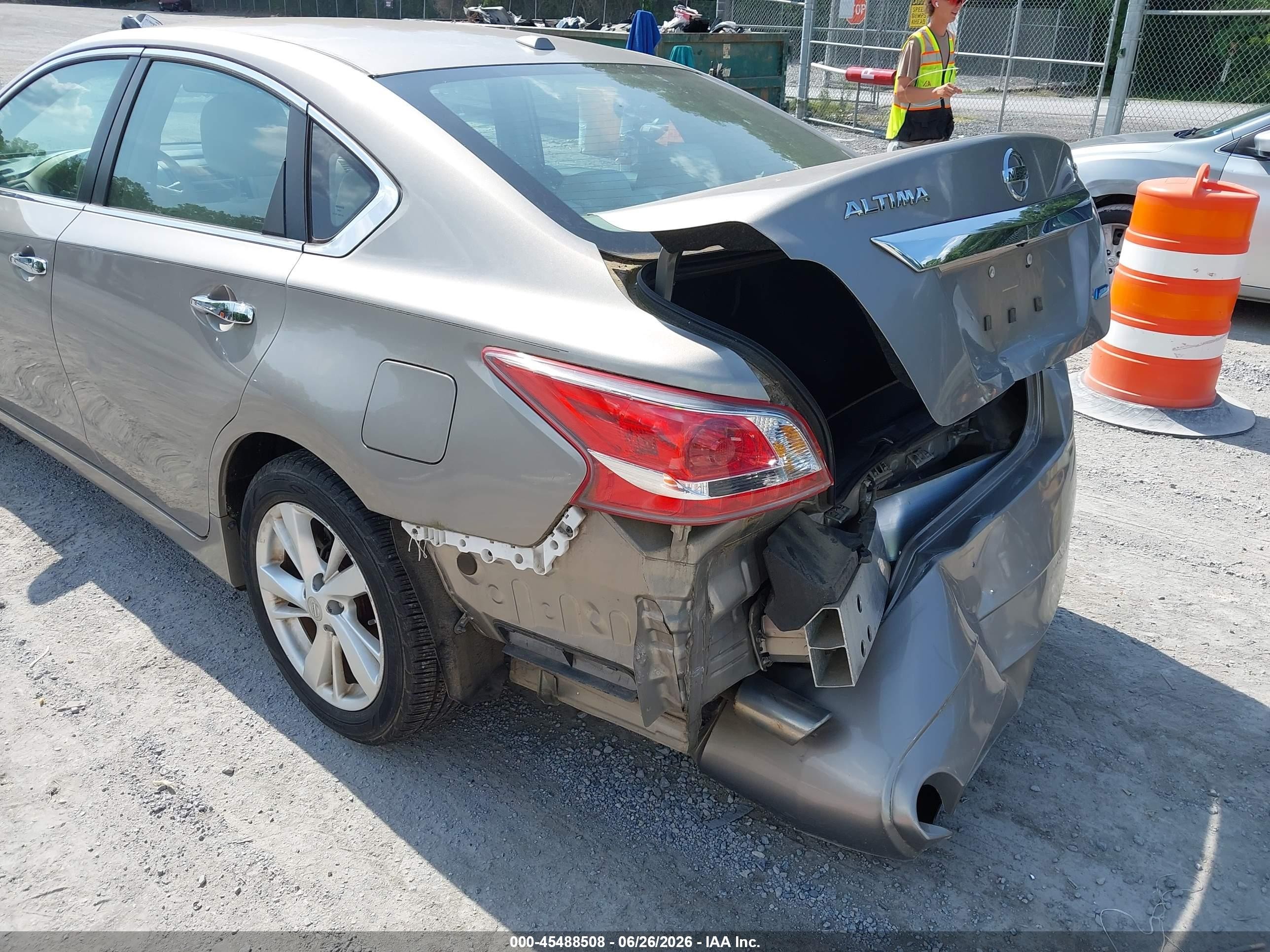 2013 Nissan Altima 2.5 Sv Золотой vin: 1N4AL3AP2DN424545