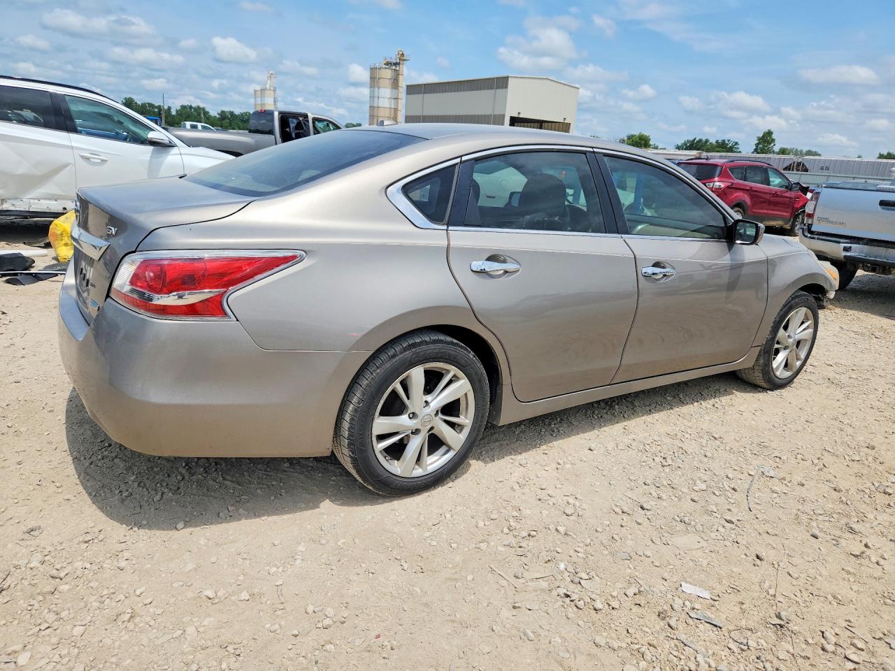 2013 Nissan Altima 2.5 Tan vin: 1N4AL3AP2DN446190