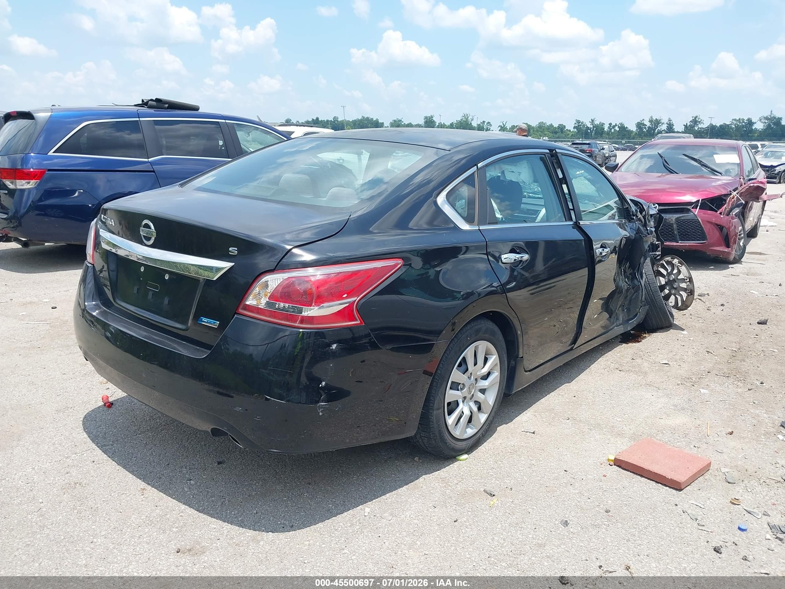 2013 Nissan Altima 2.5 S Black vin: 1N4AL3AP2DN449431