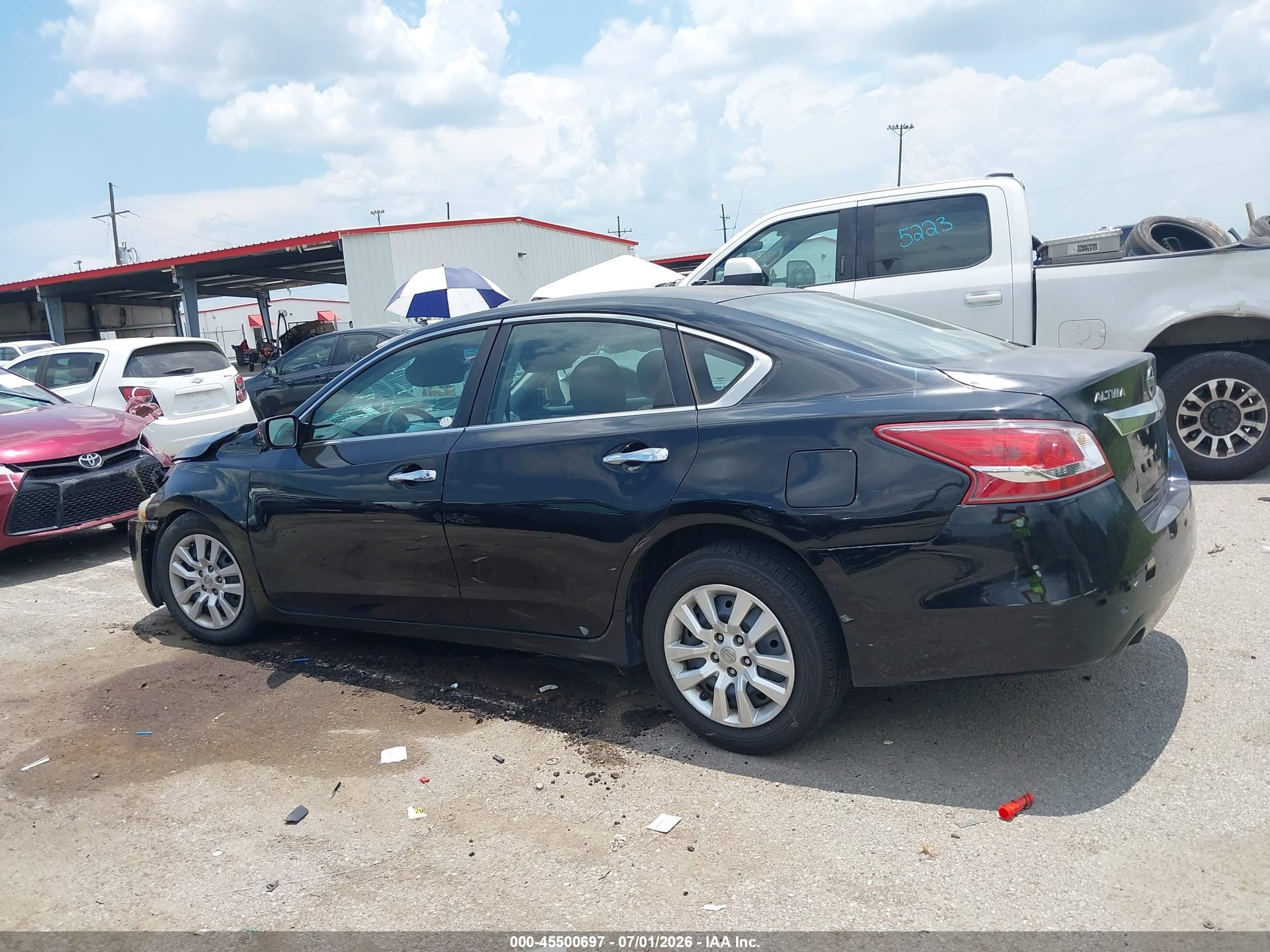2013 Nissan Altima 2.5 S Black vin: 1N4AL3AP2DN449431