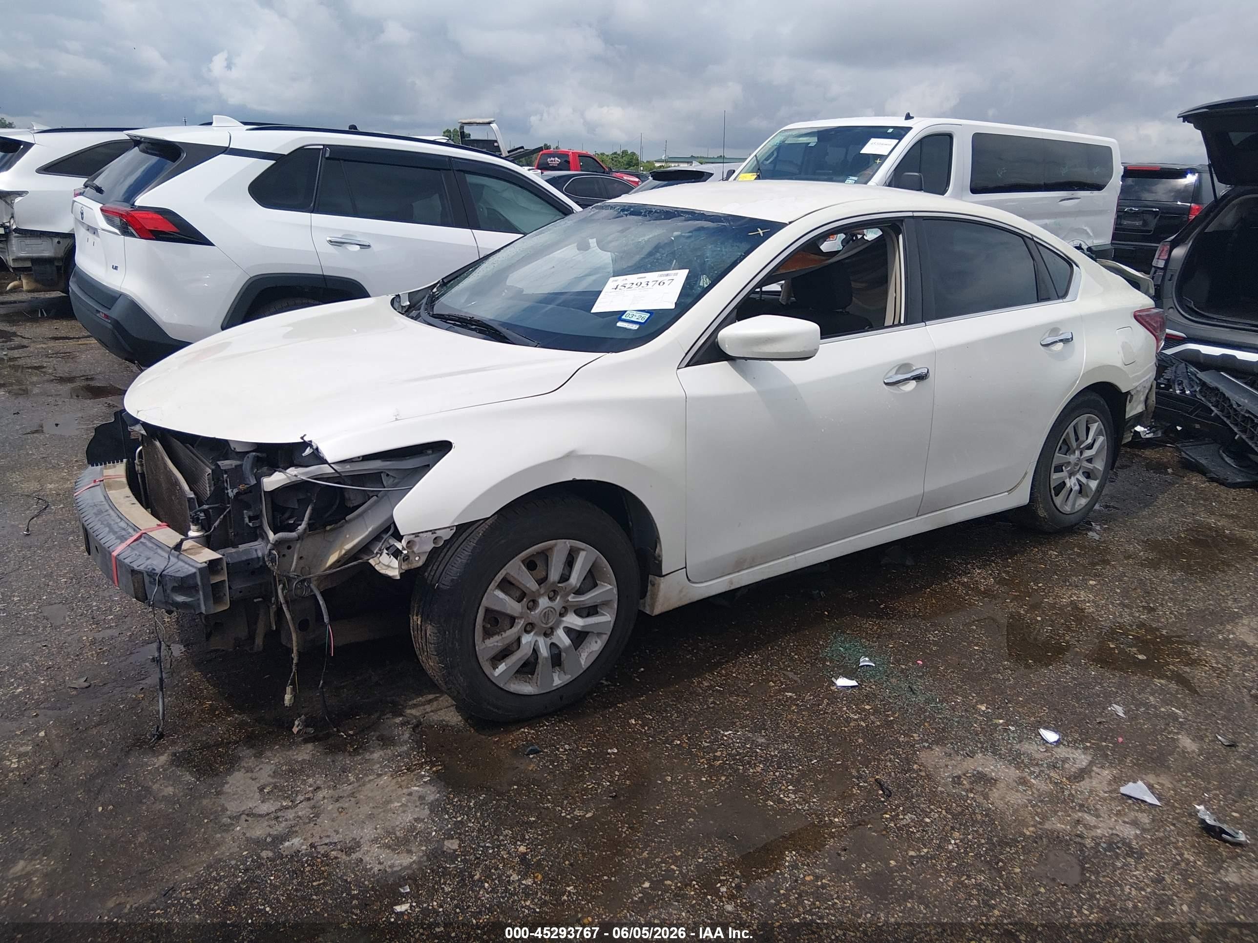 2013 Nissan Altima 2.5 S White vin: 1N4AL3AP2DN456900