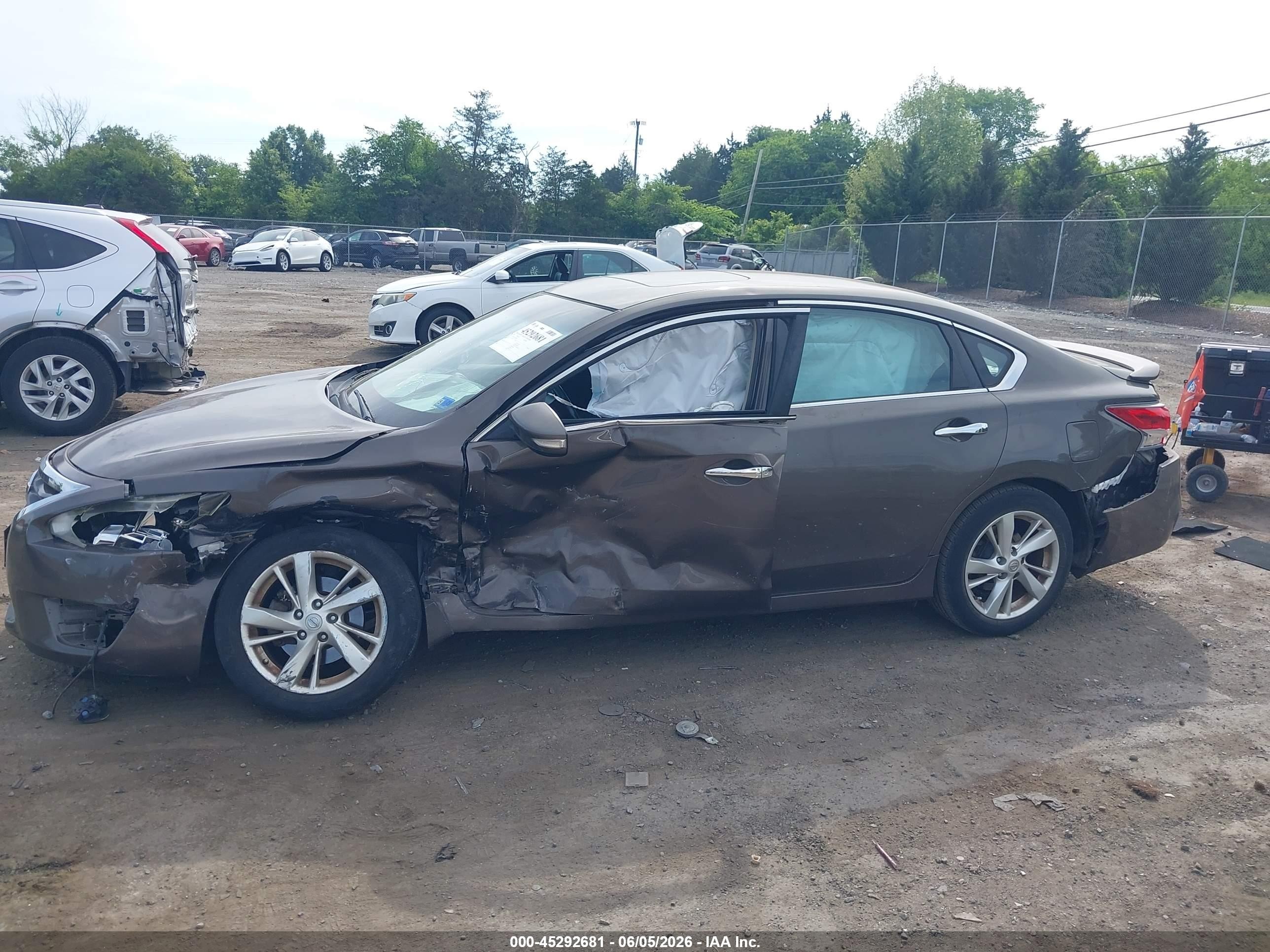 2013 Nissan Altima 2.5 Sl Черный vin: 1N4AL3AP2DN459828