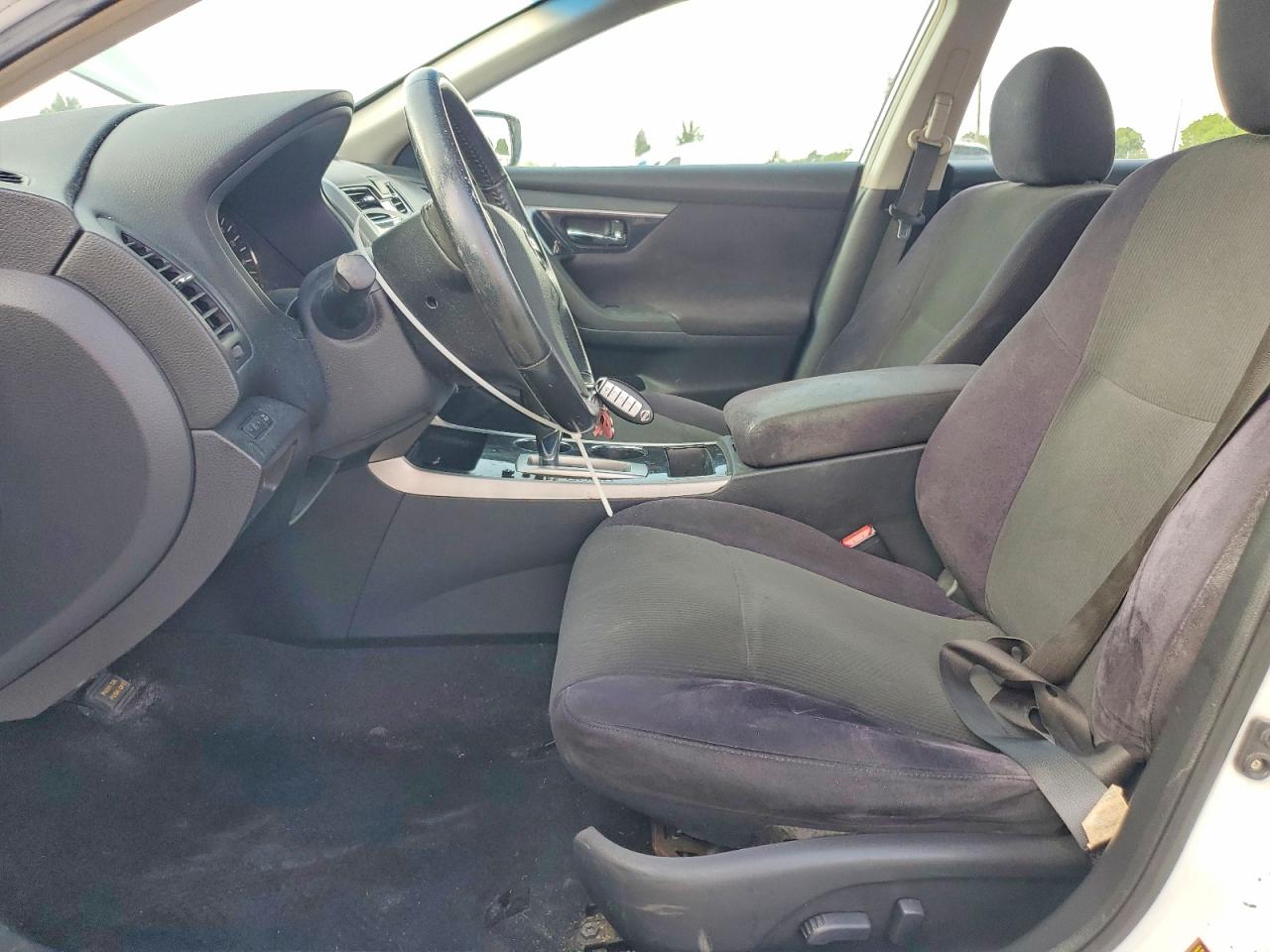 2013 Nissan Altima 2.5 White vin: 1N4AL3AP2DN488083