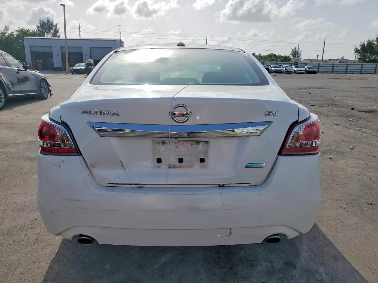 2013 Nissan Altima 2.5 White vin: 1N4AL3AP2DN488083