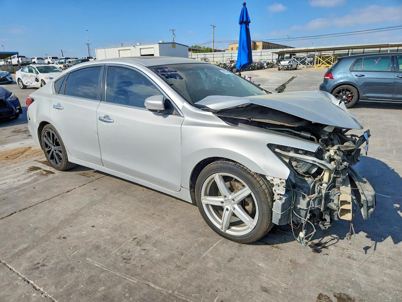 2013 Nissan Altima Серебряный vin: 1N4AL3AP2DN491047