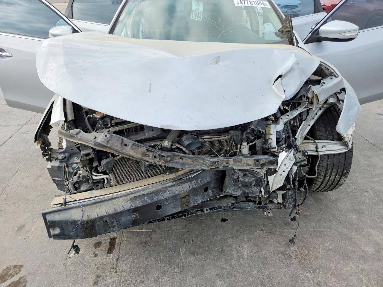2013 Nissan Altima Серебряный vin: 1N4AL3AP2DN491047