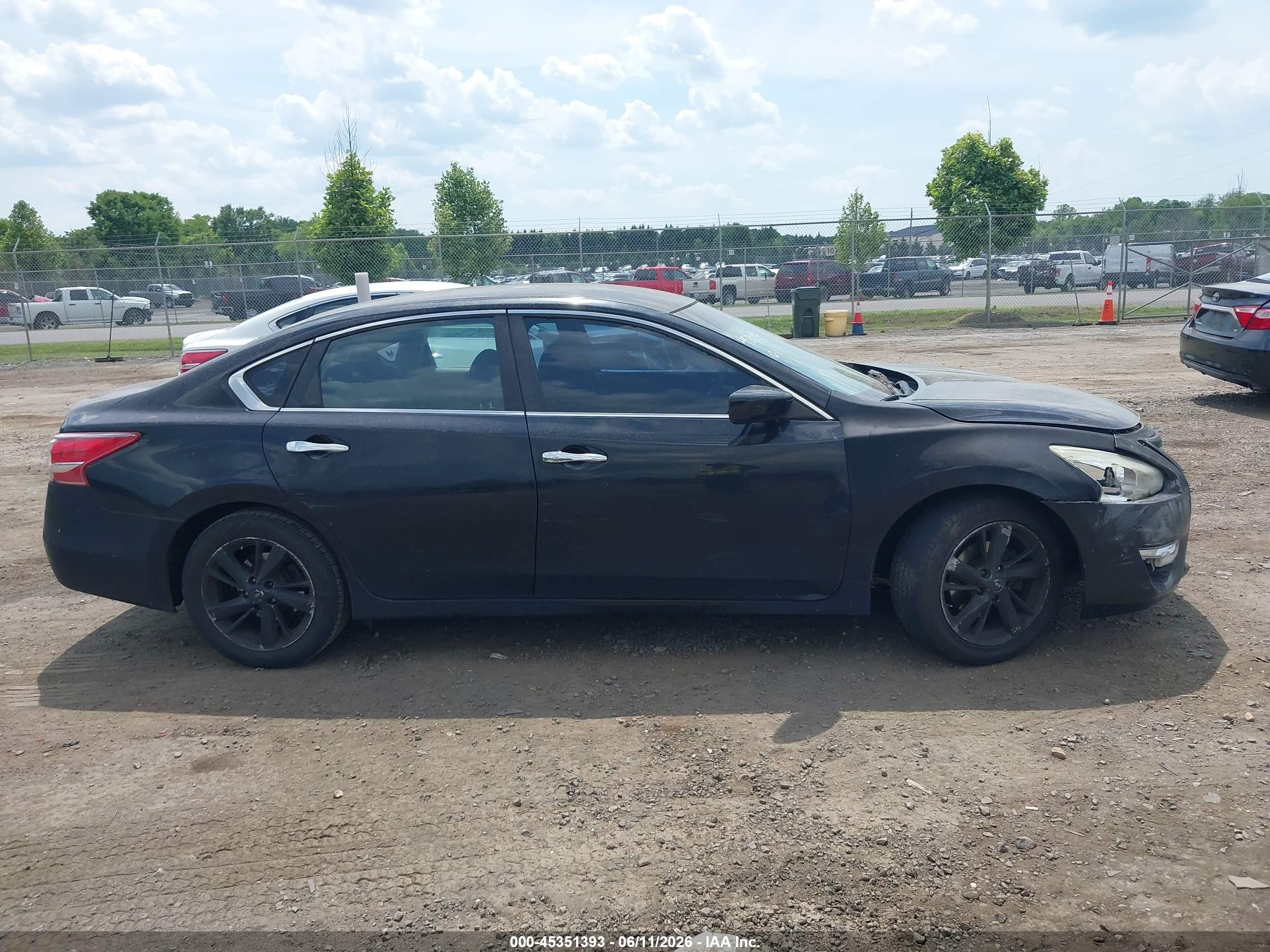 2013 Nissan Altima 2.5 S Black vin: 1N4AL3AP2DN516318