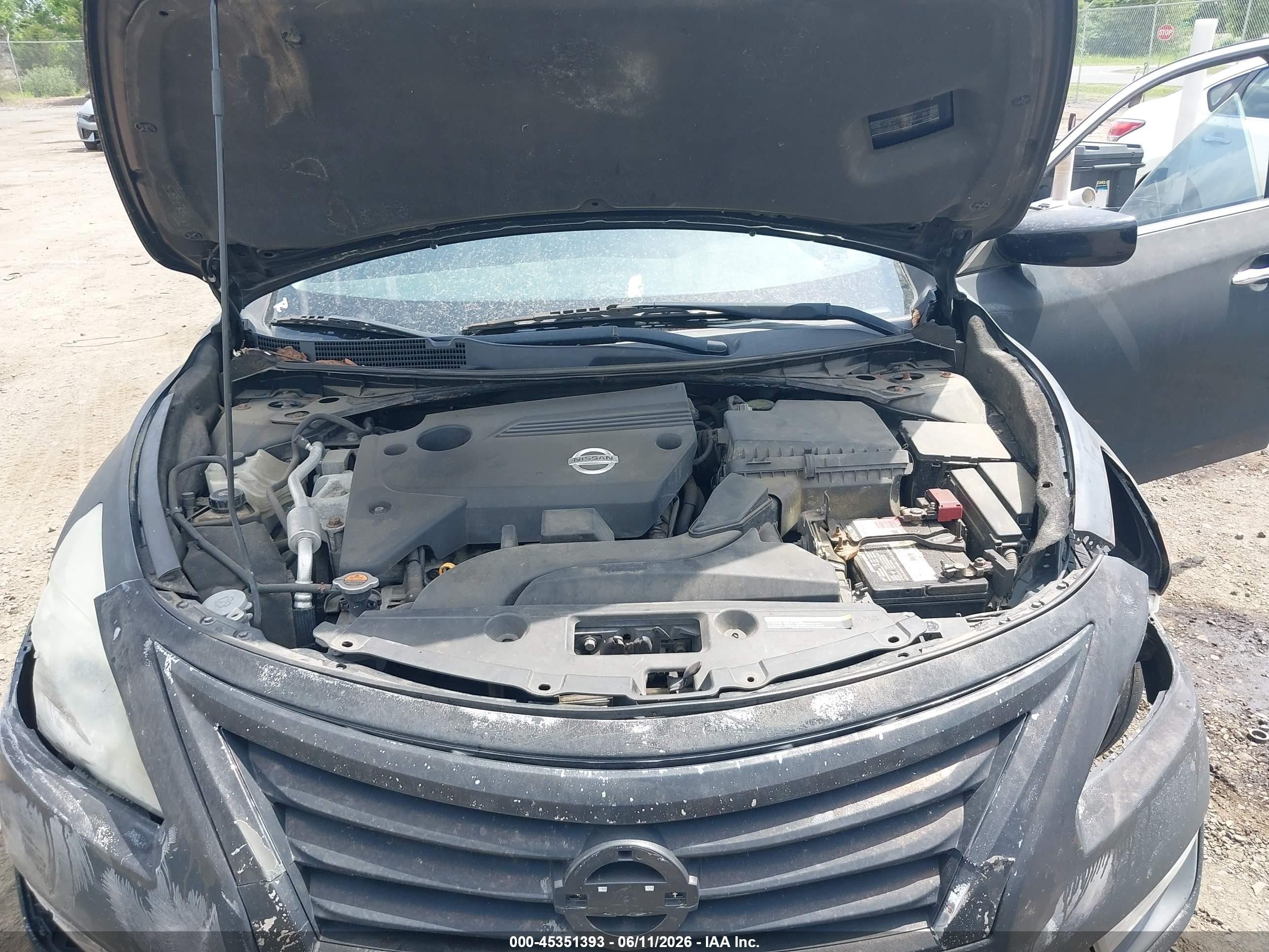 2013 Nissan Altima 2.5 S Black vin: 1N4AL3AP2DN516318