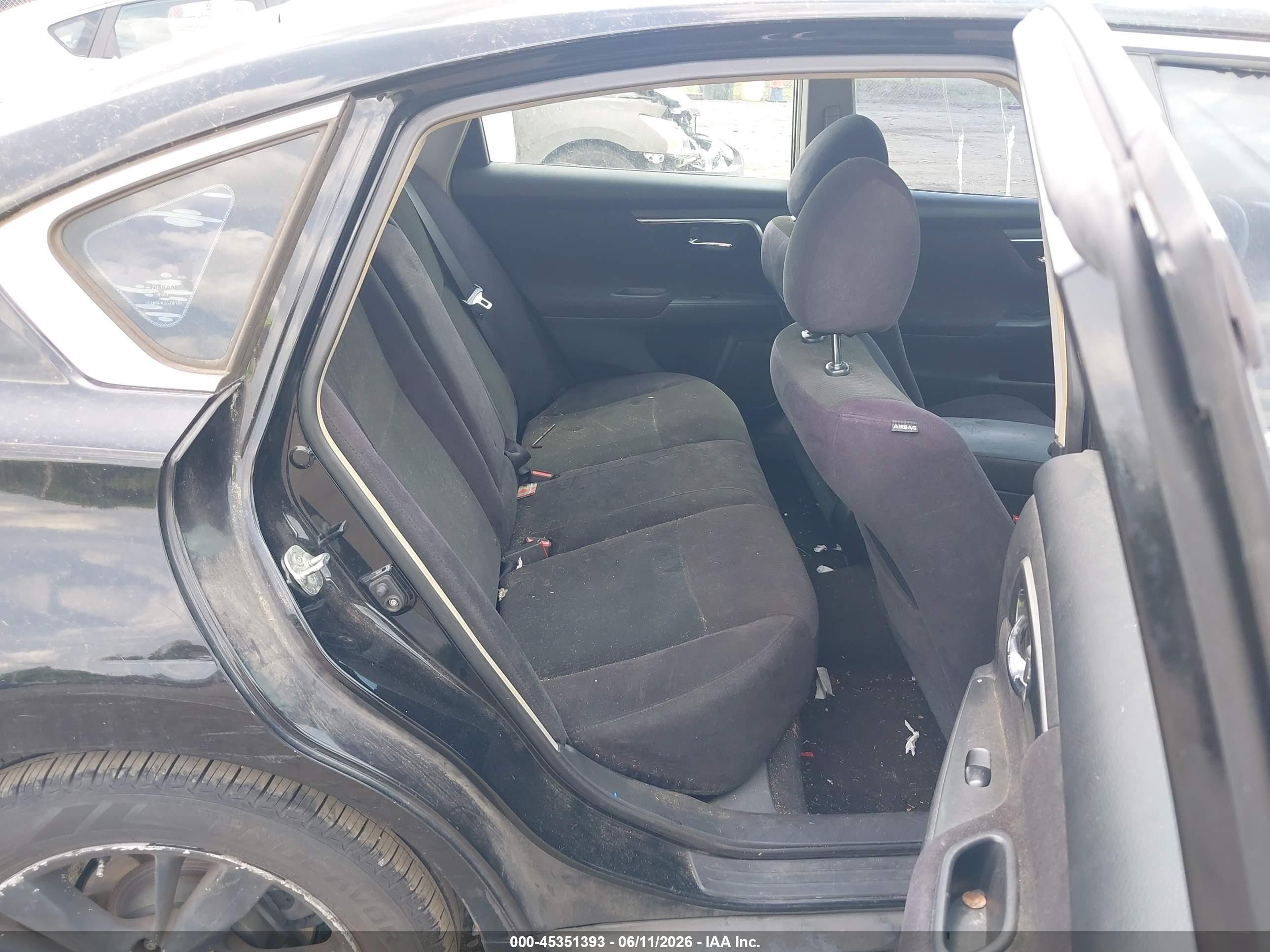 2013 Nissan Altima 2.5 S Black vin: 1N4AL3AP2DN516318