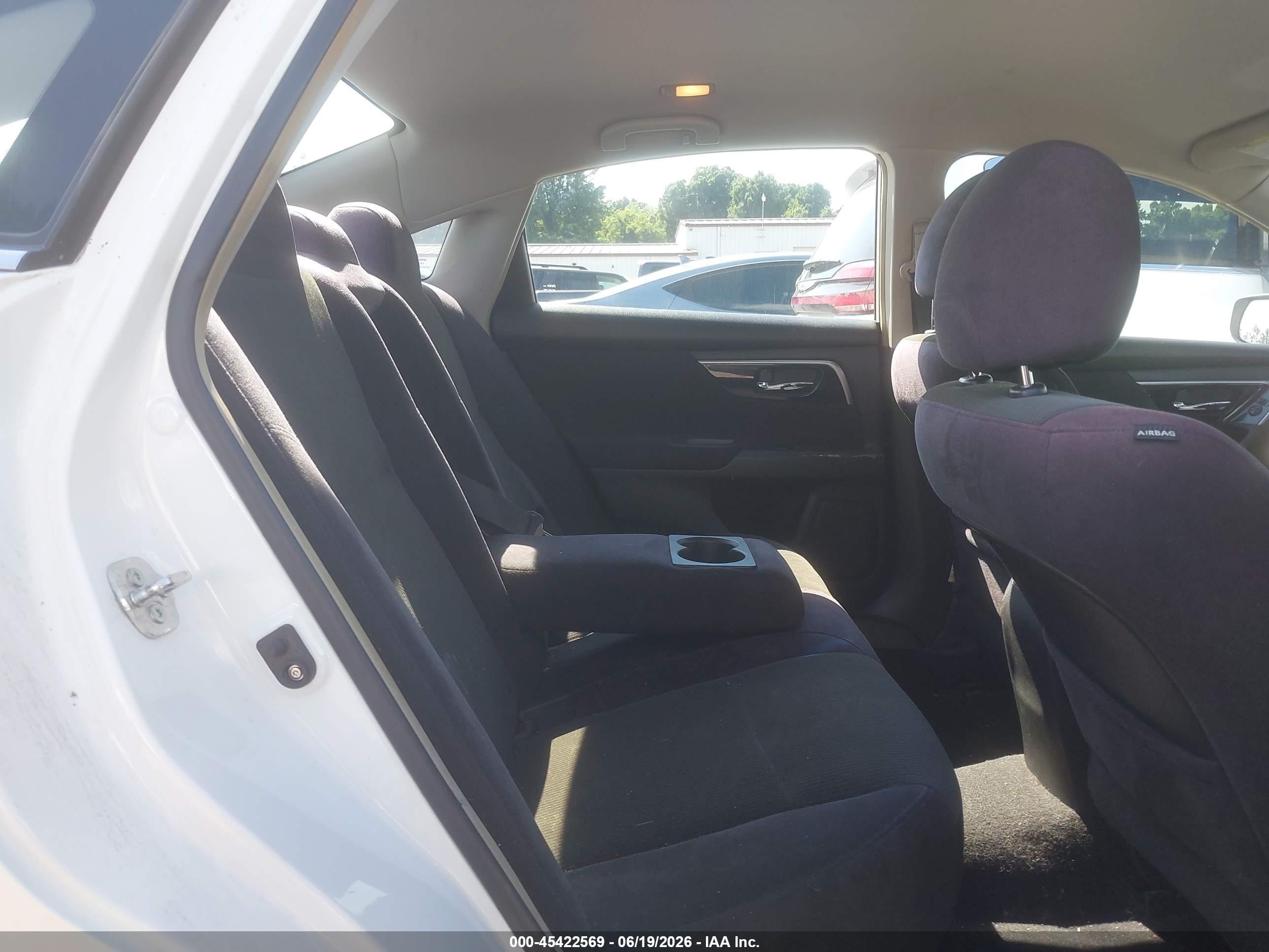 2013 Nissan Altima 2.5 Sv White vin: 1N4AL3AP2DN538271