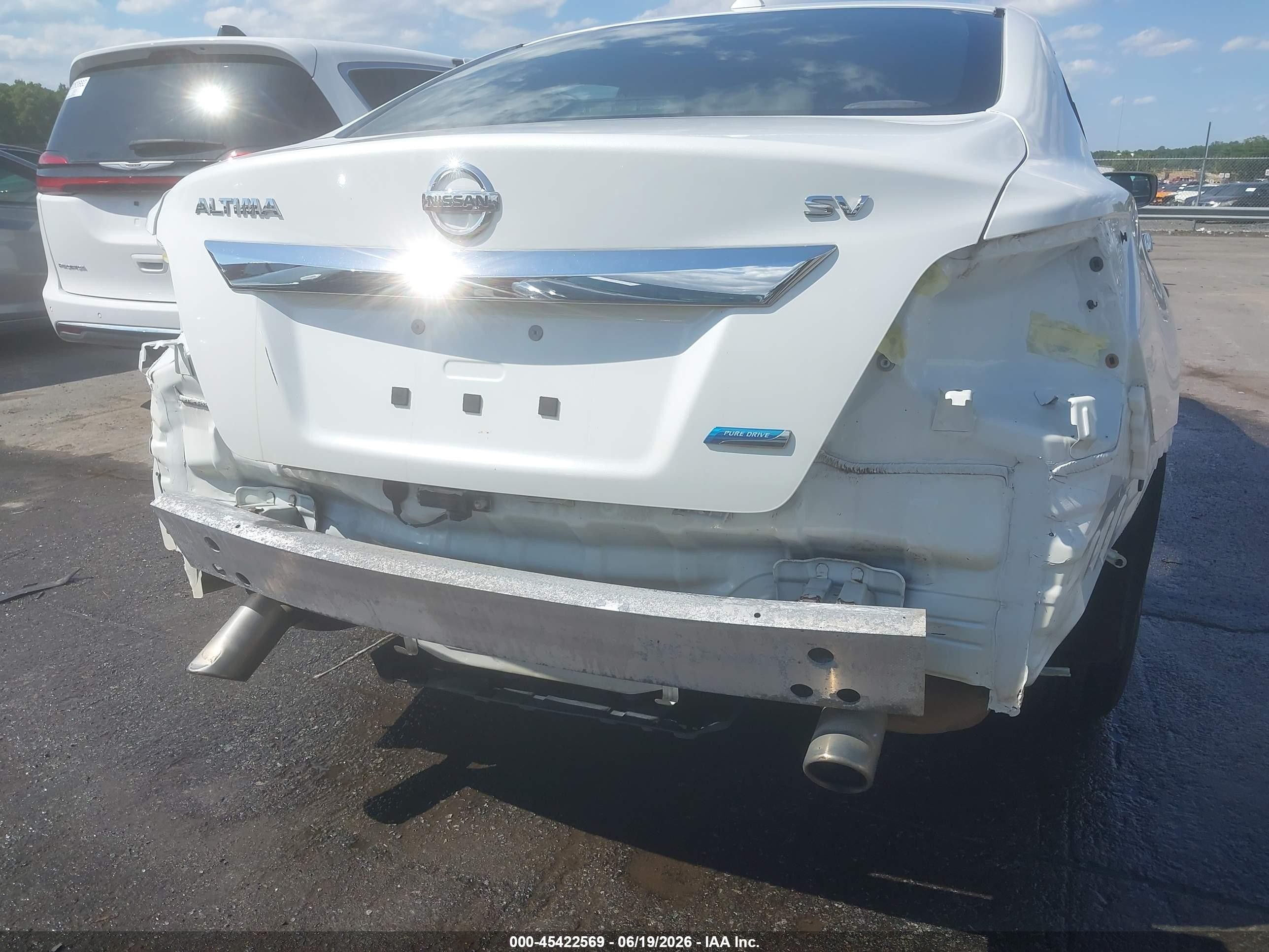 2013 Nissan Altima 2.5 Sv White vin: 1N4AL3AP2DN538271