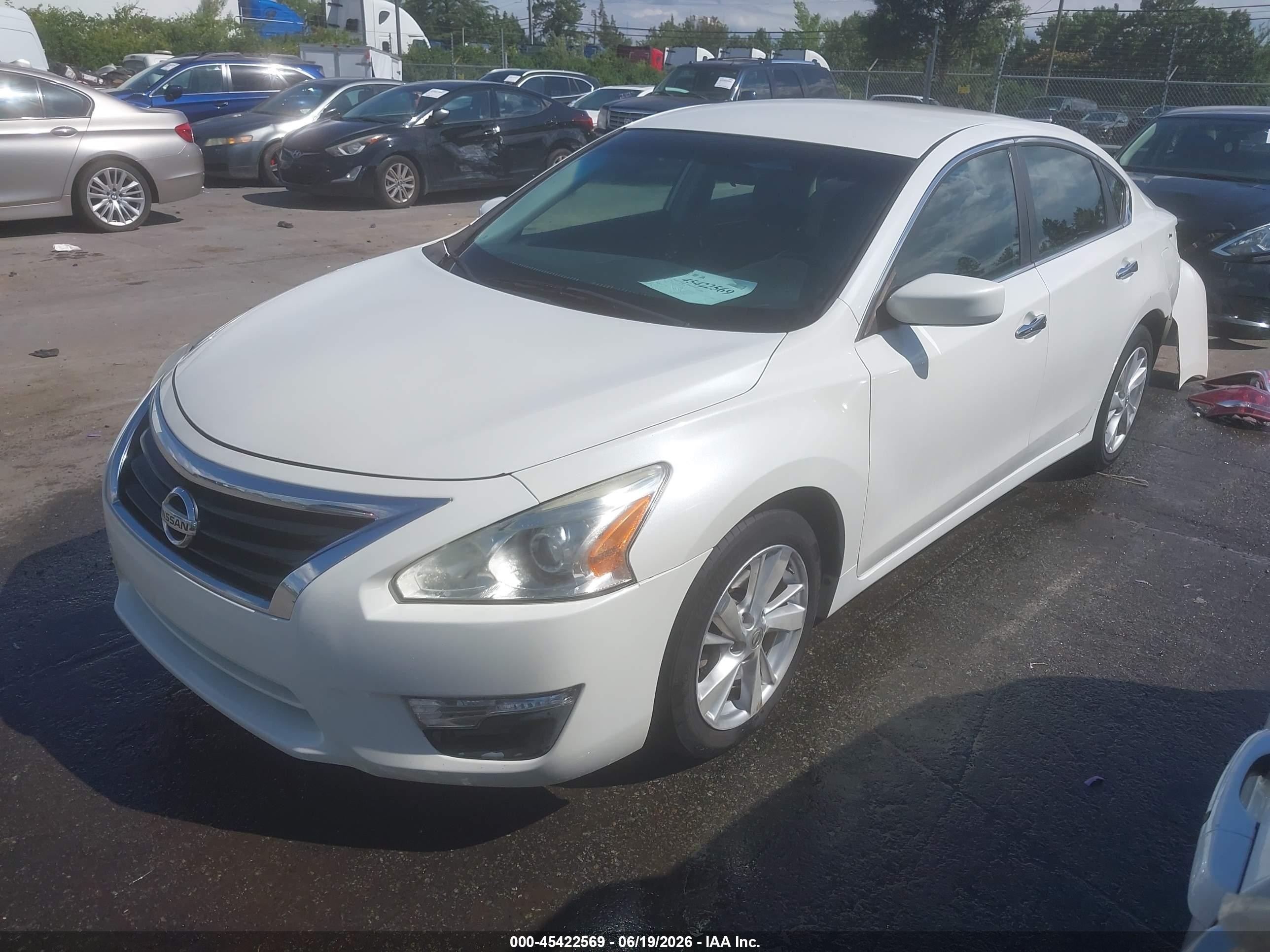 2013 Nissan Altima 2.5 Sv White vin: 1N4AL3AP2DN538271