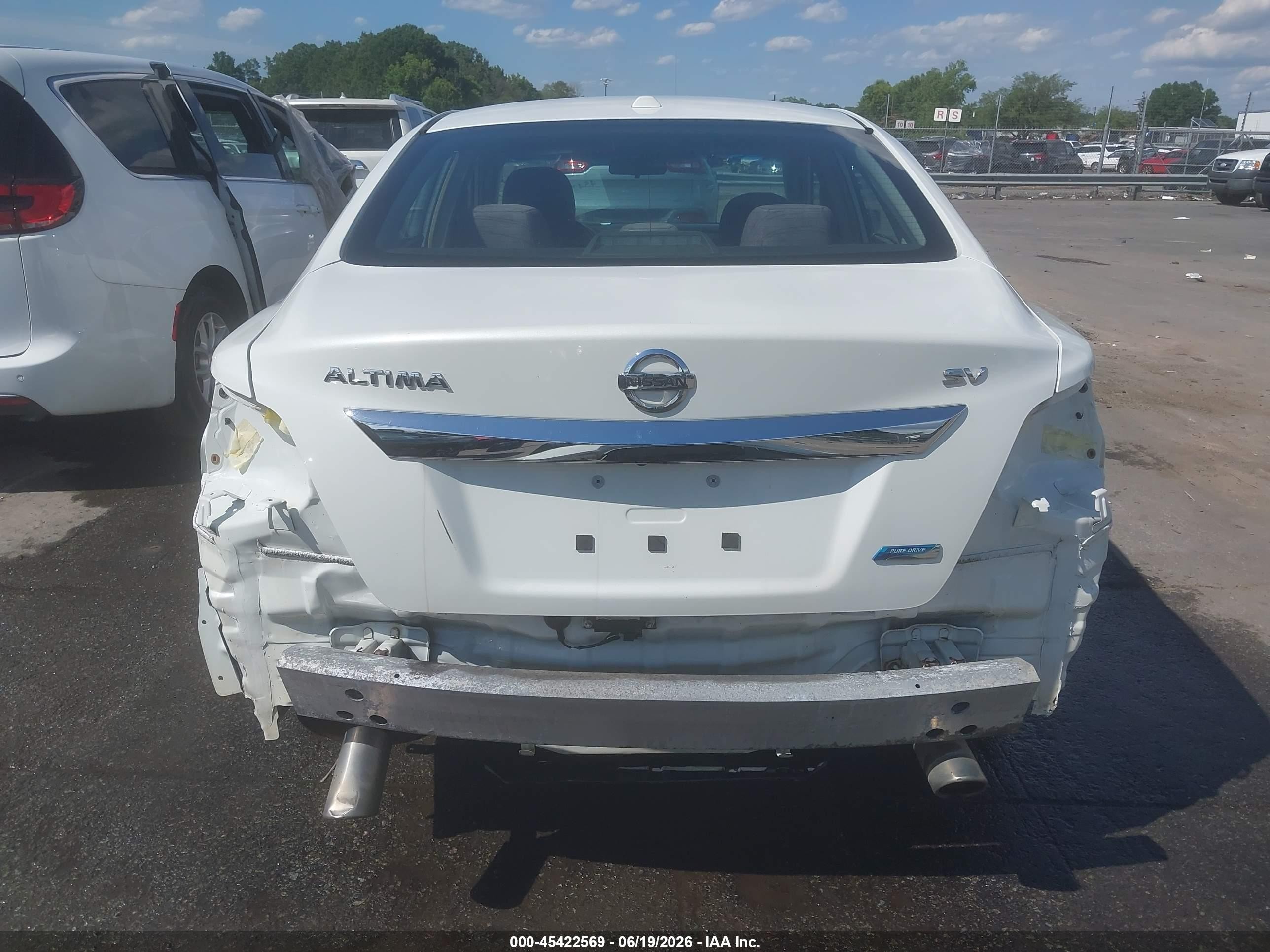 2013 Nissan Altima 2.5 Sv White vin: 1N4AL3AP2DN538271