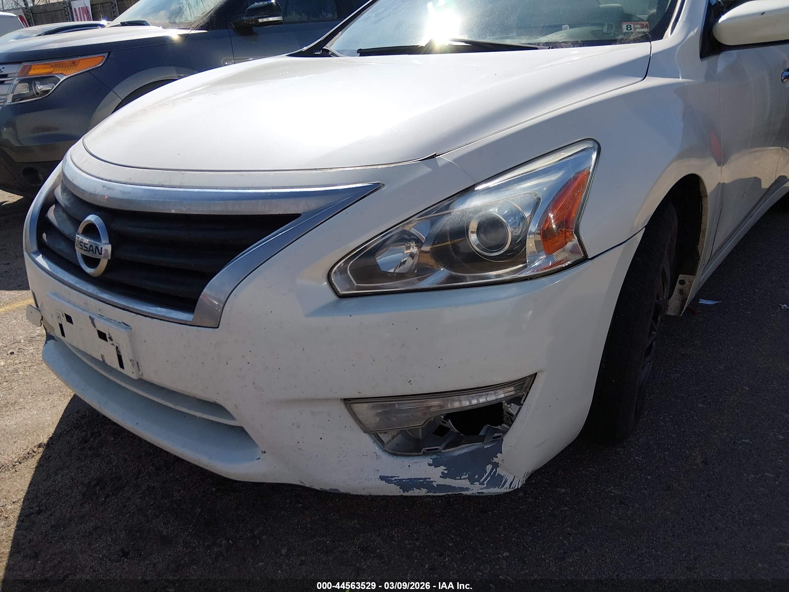 2013 Nissan Altima 2.5 S White vin: 1N4AL3AP2DN555670