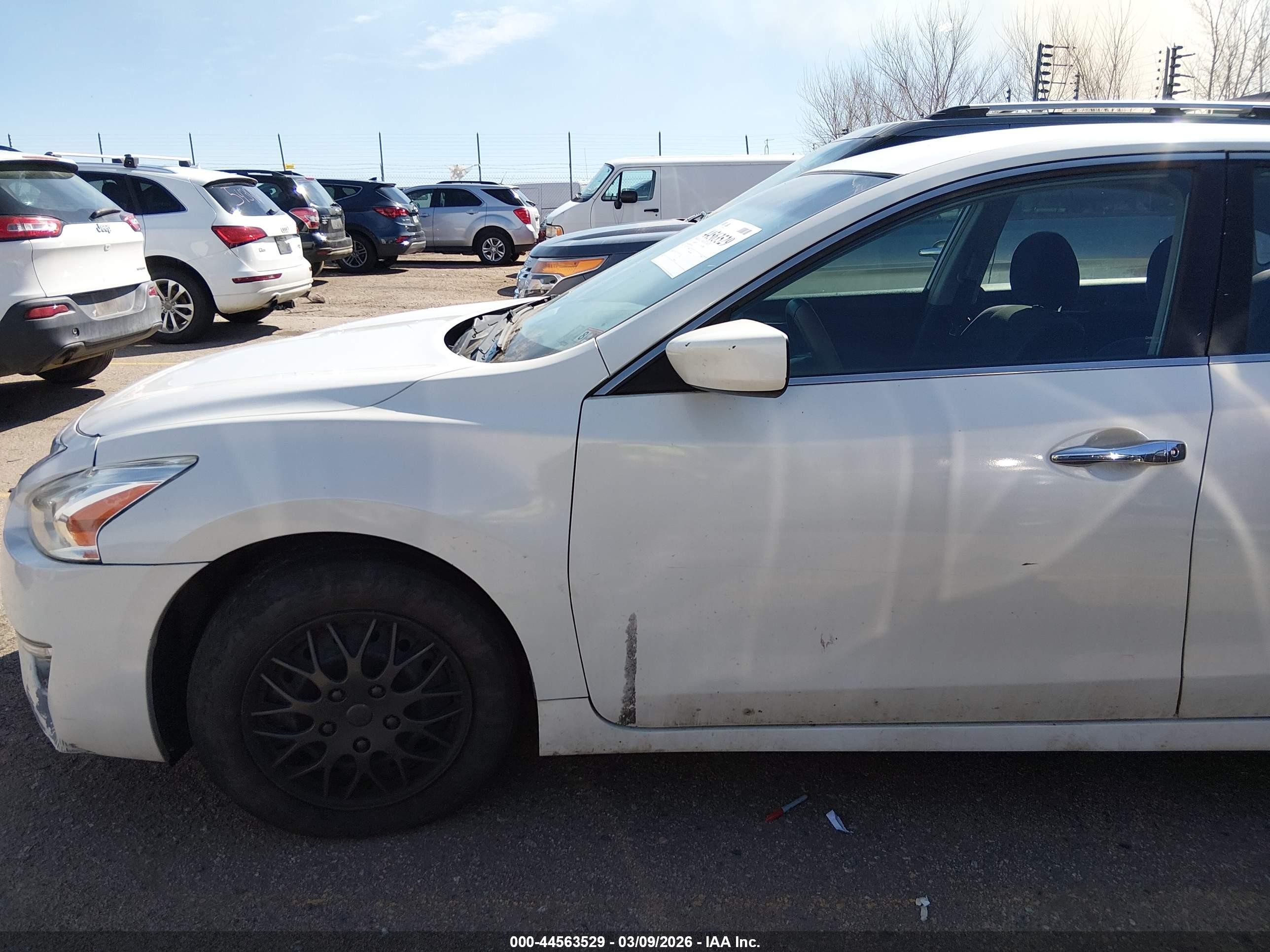 2013 Nissan Altima 2.5 S White vin: 1N4AL3AP2DN555670