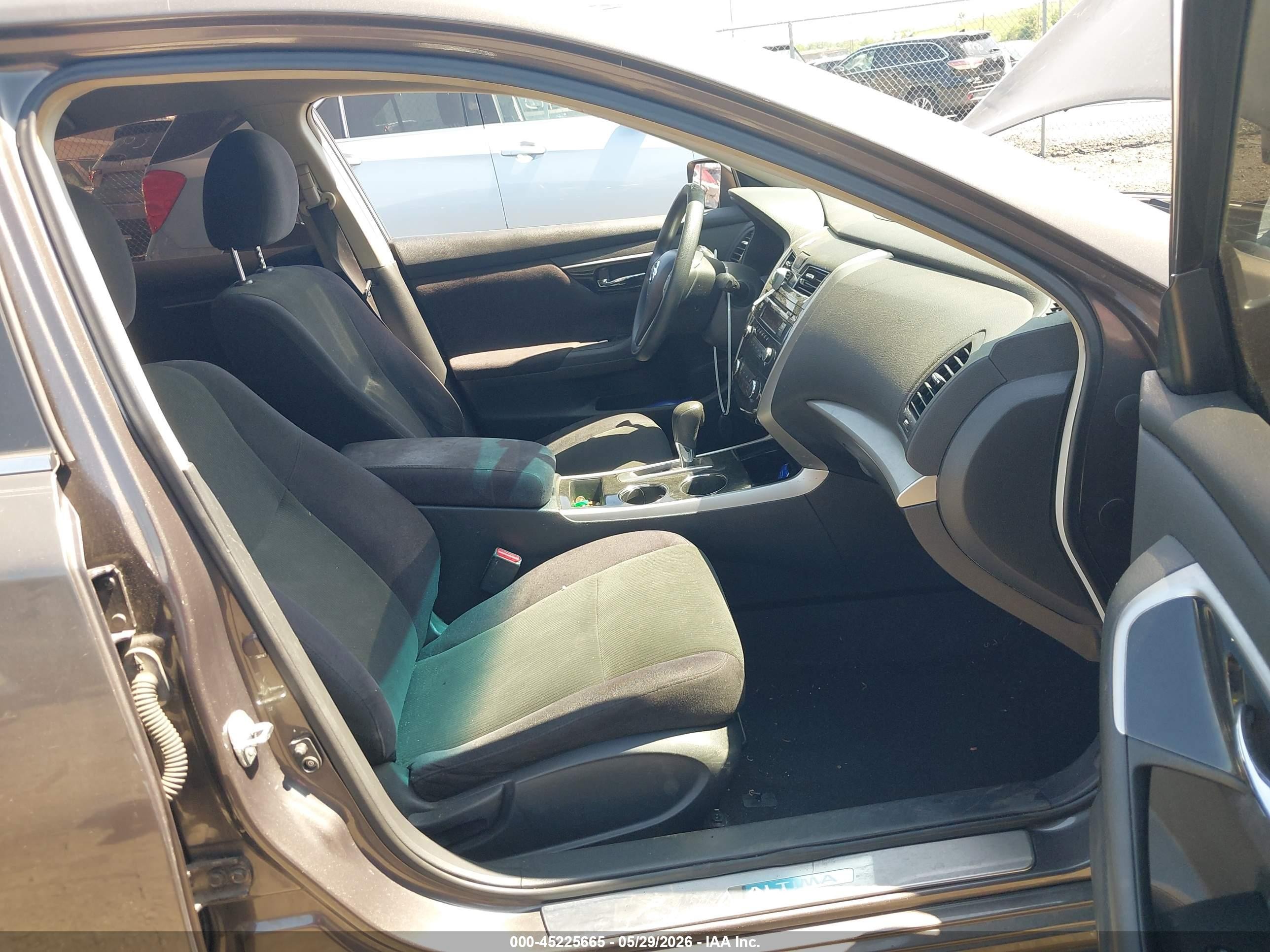 2013 Nissan Altima 2.5 S Beige vin: 1N4AL3AP2DN556706