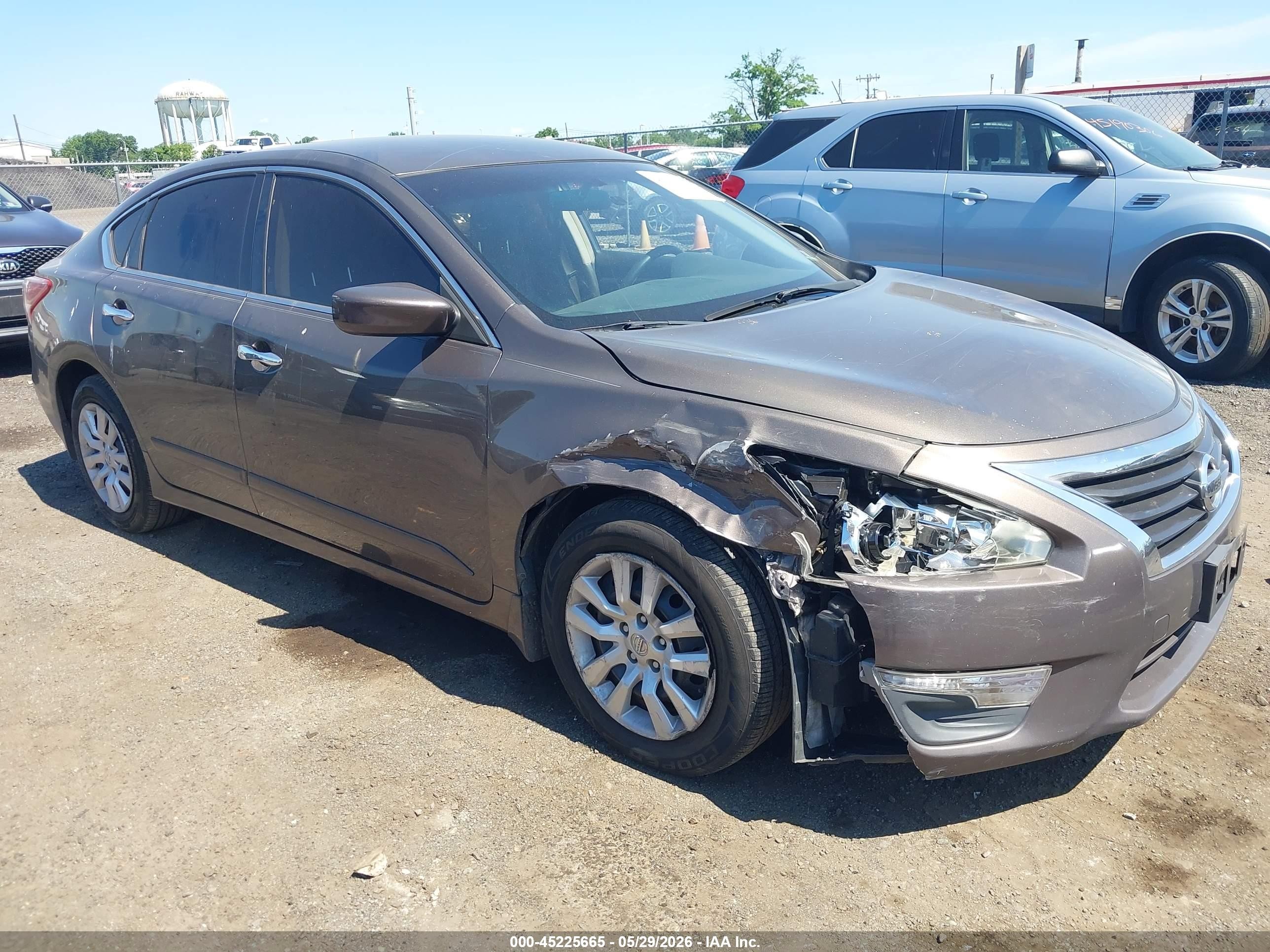 2013 Nissan Altima 2.5 S Beige vin: 1N4AL3AP2DN556706