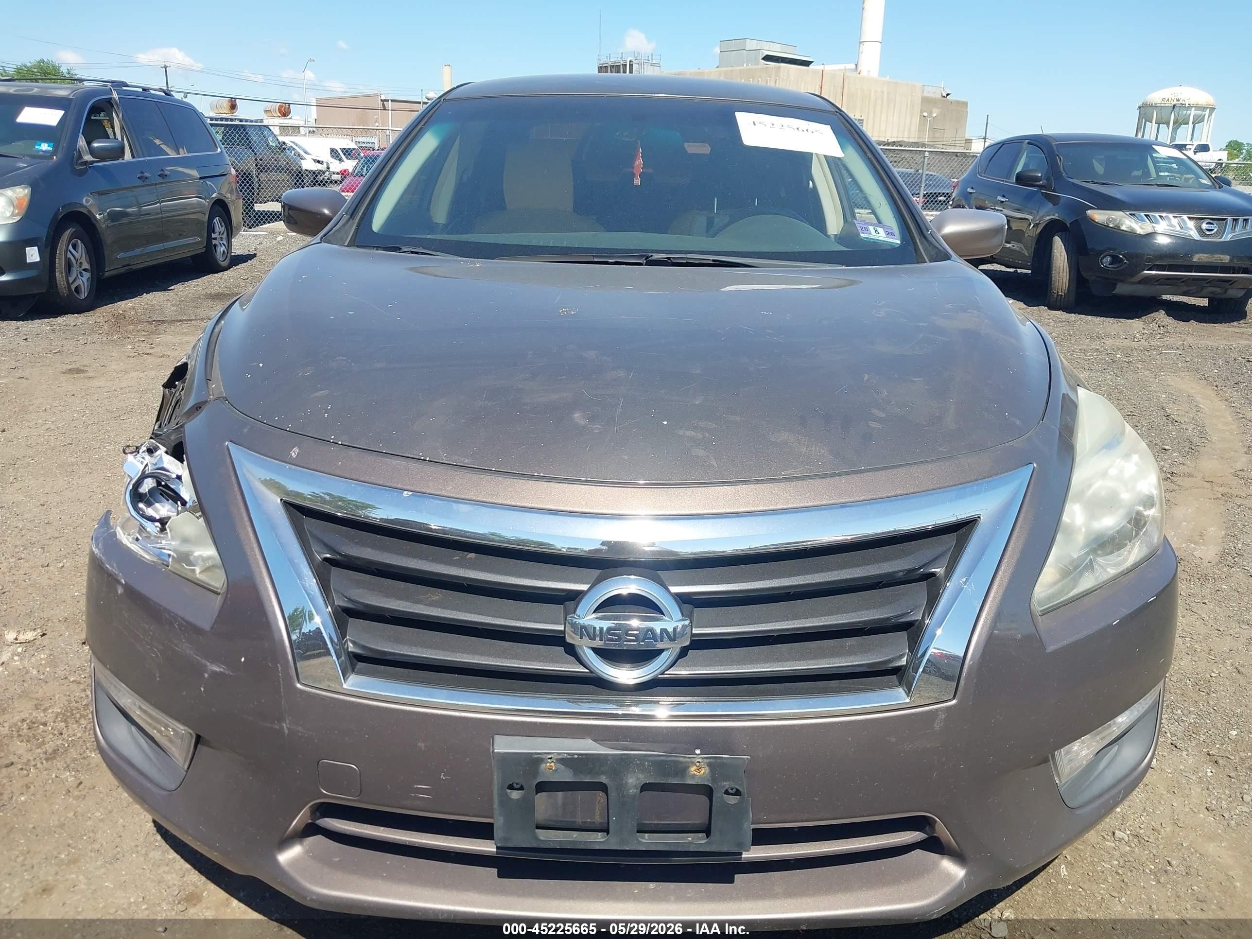 2013 Nissan Altima 2.5 S Beige vin: 1N4AL3AP2DN556706