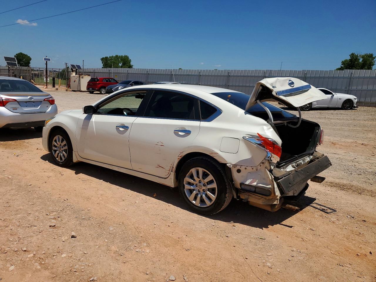 2013 Nissan Altima 2.5 Белый vin: 1N4AL3AP2DN557323