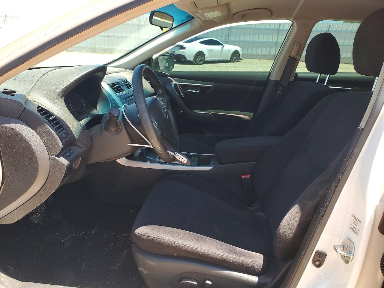 2013 Nissan Altima 2.5 Белый vin: 1N4AL3AP2DN557323