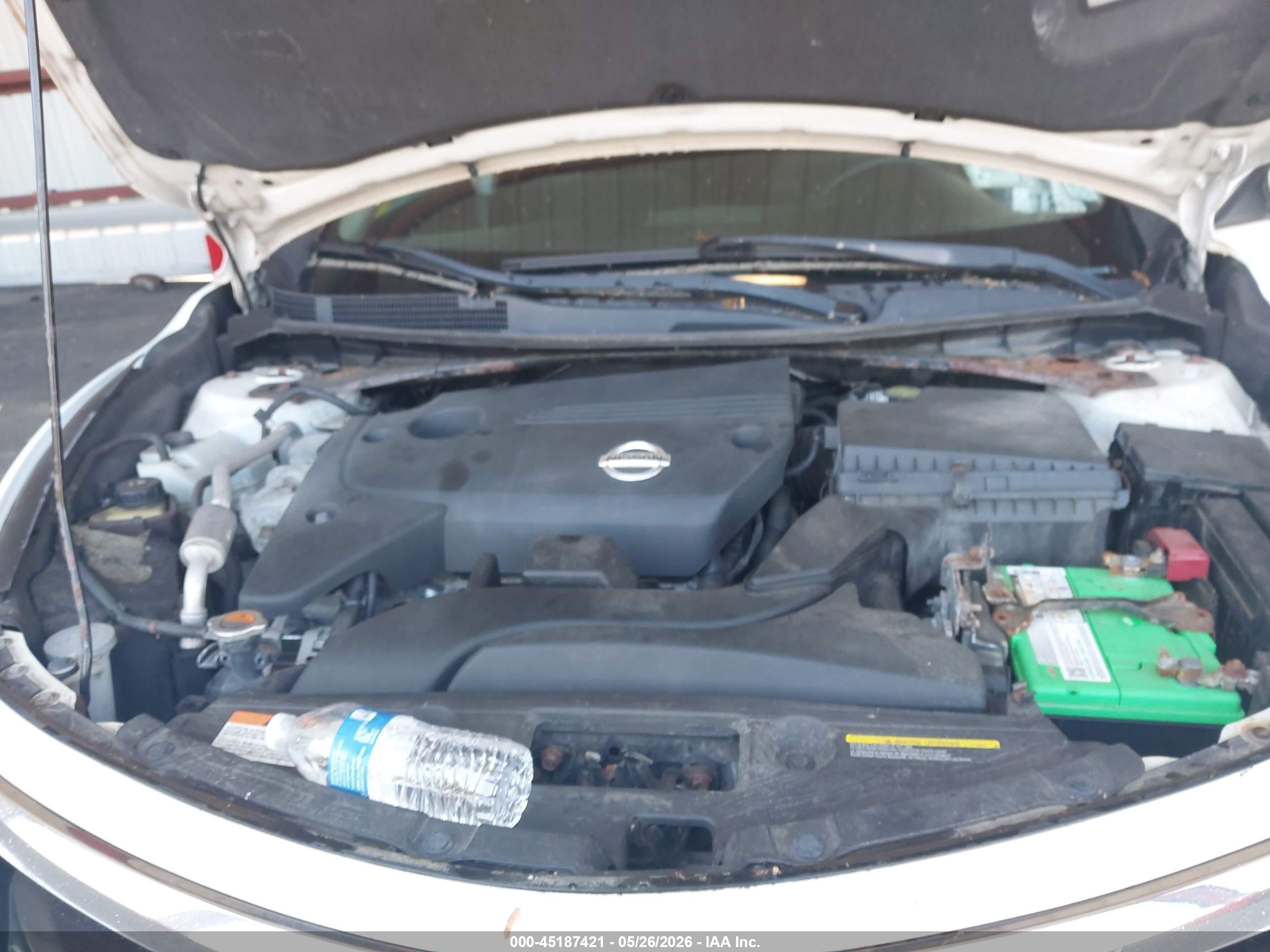 2013 Nissan Altima 2.5 S Белый vin: 1N4AL3AP2DN570153