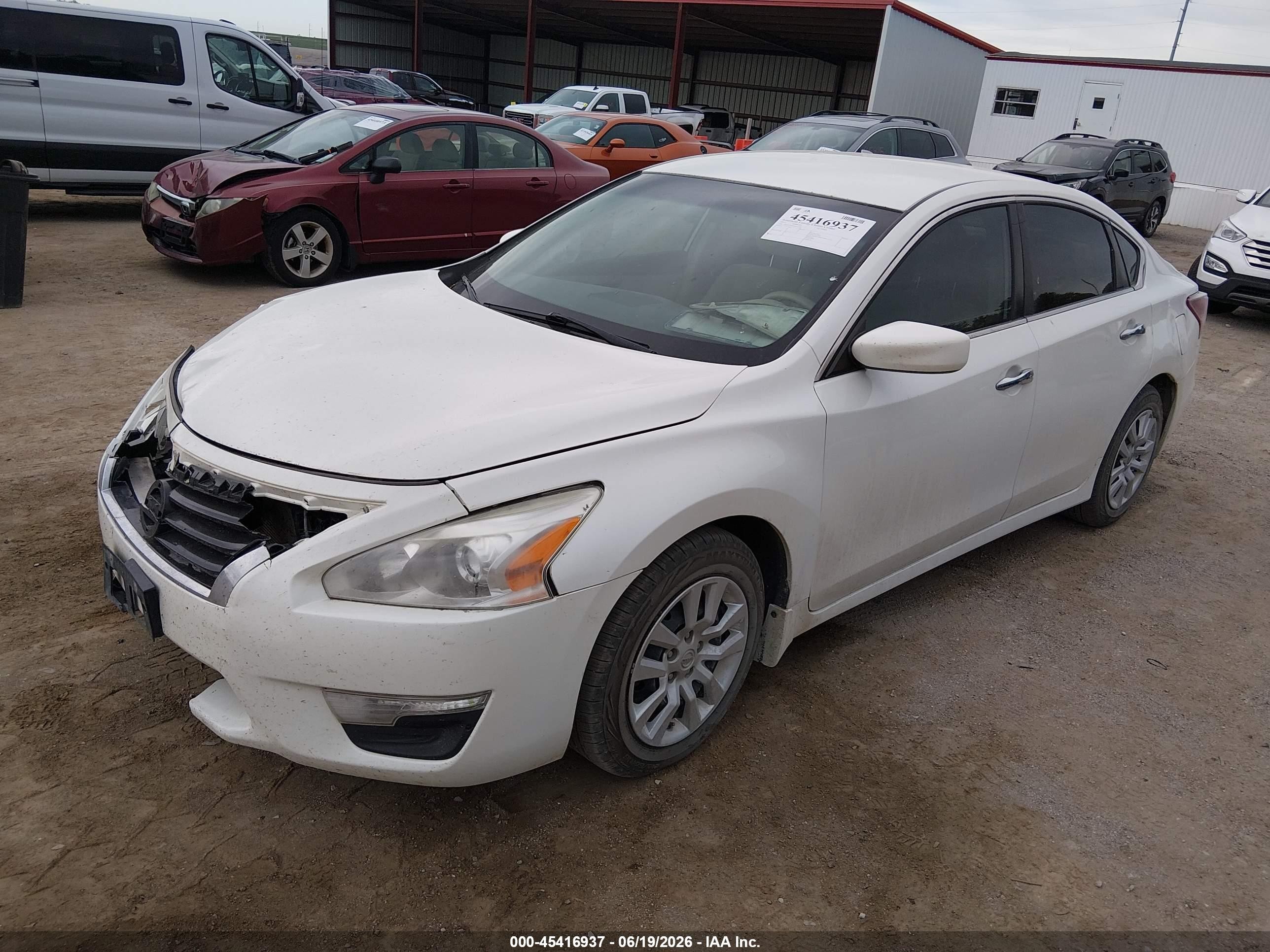 2013 Nissan Altima 2.5 S White vin: 1N4AL3AP2DN573196