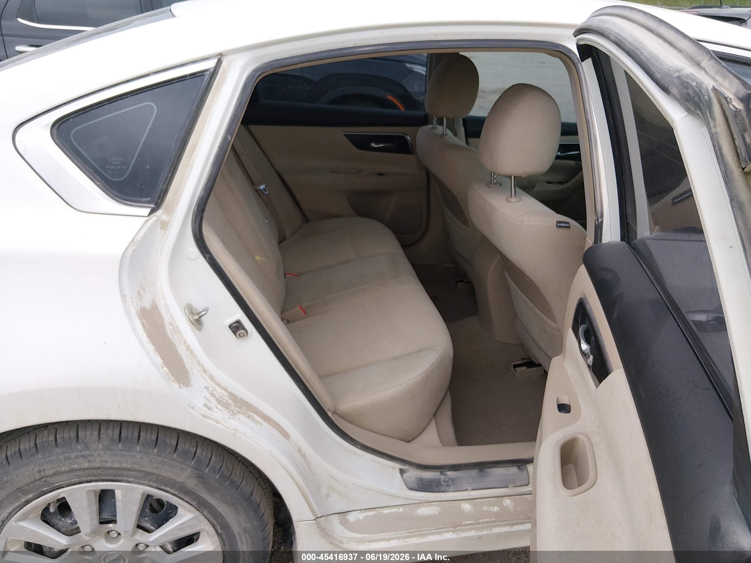 2013 Nissan Altima 2.5 S White vin: 1N4AL3AP2DN573196